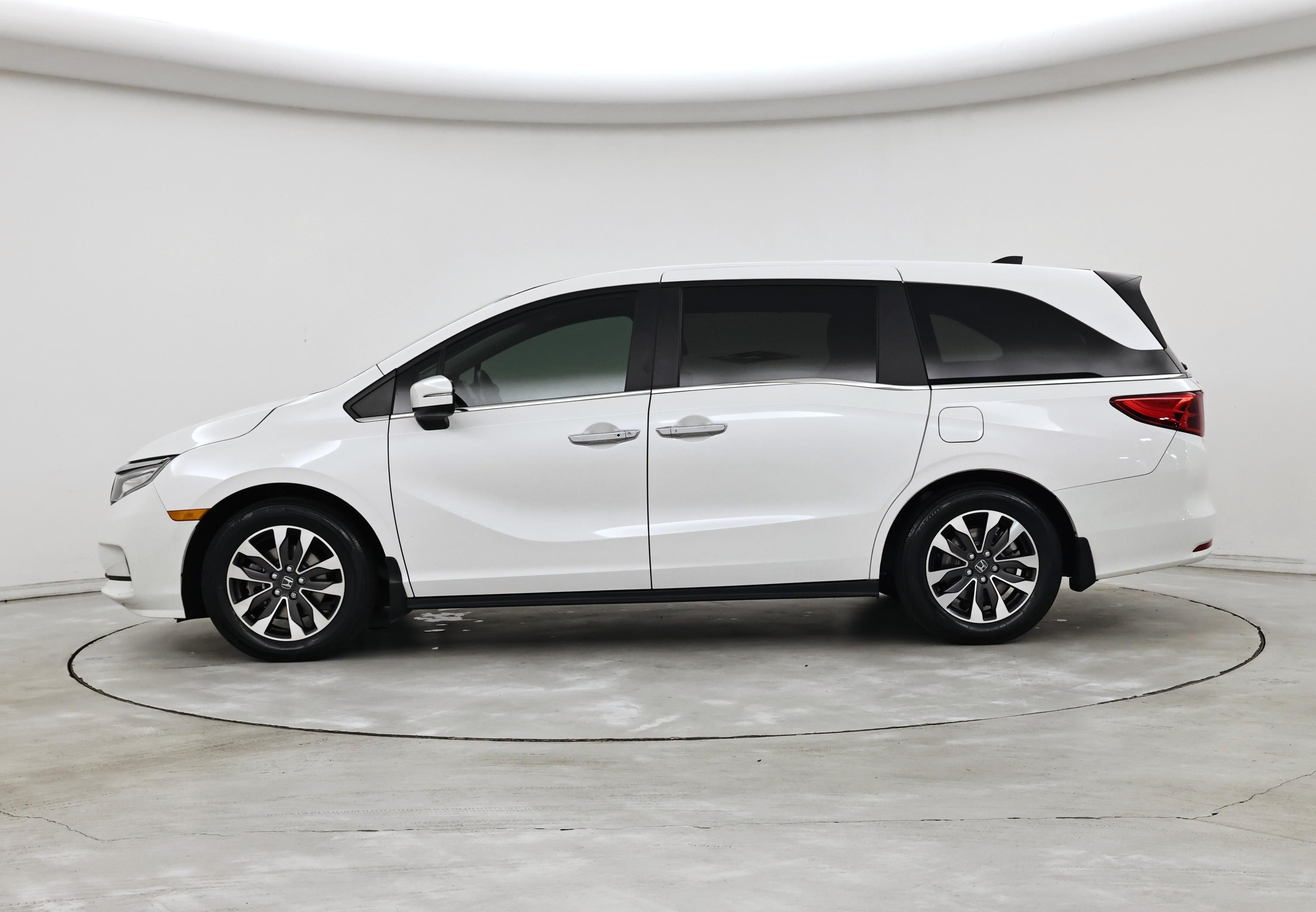 Thumbnail: 2024 Honda Odyssey - 3