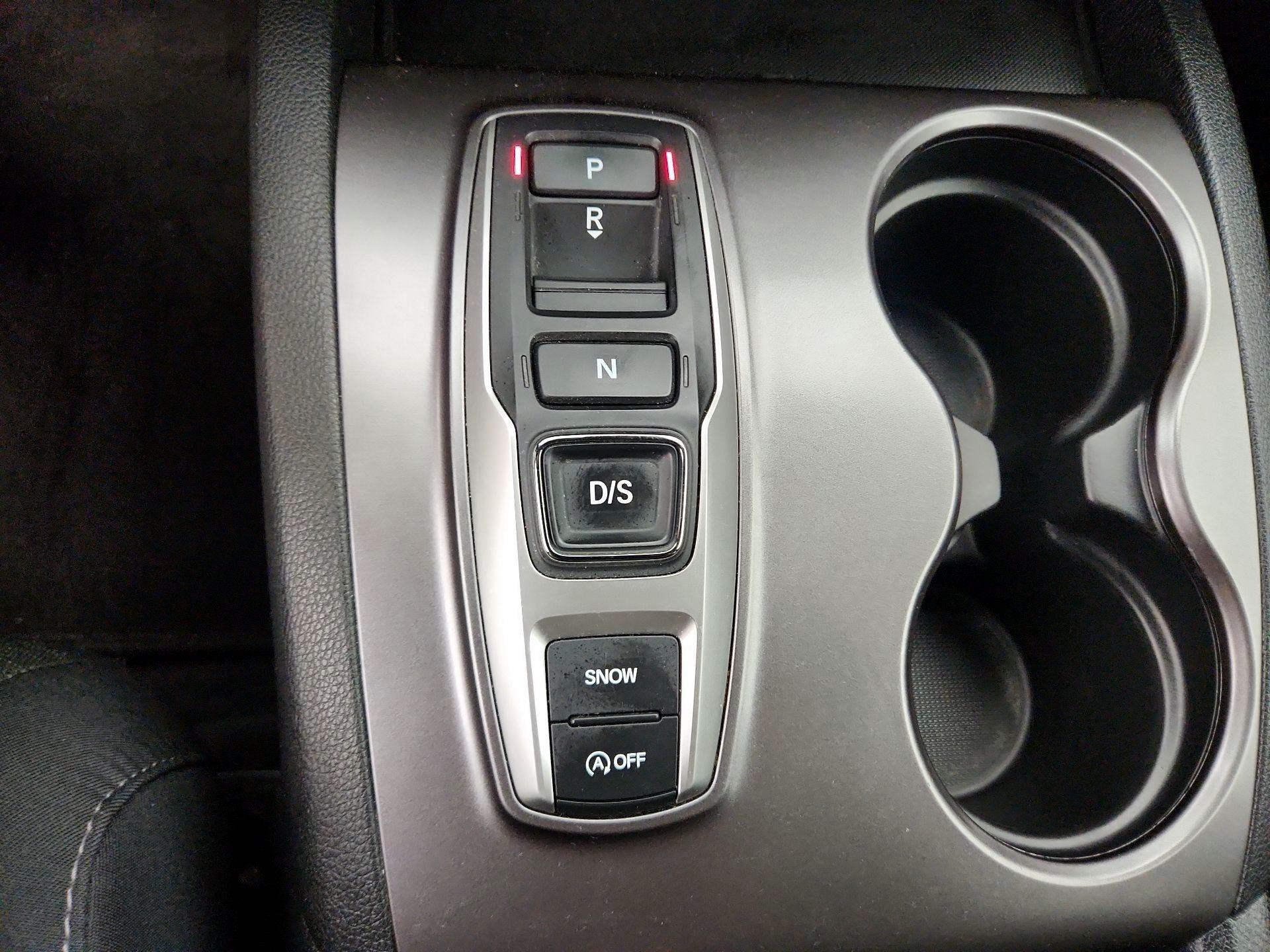 Thumbnail: 2019 Honda Passport - 17
