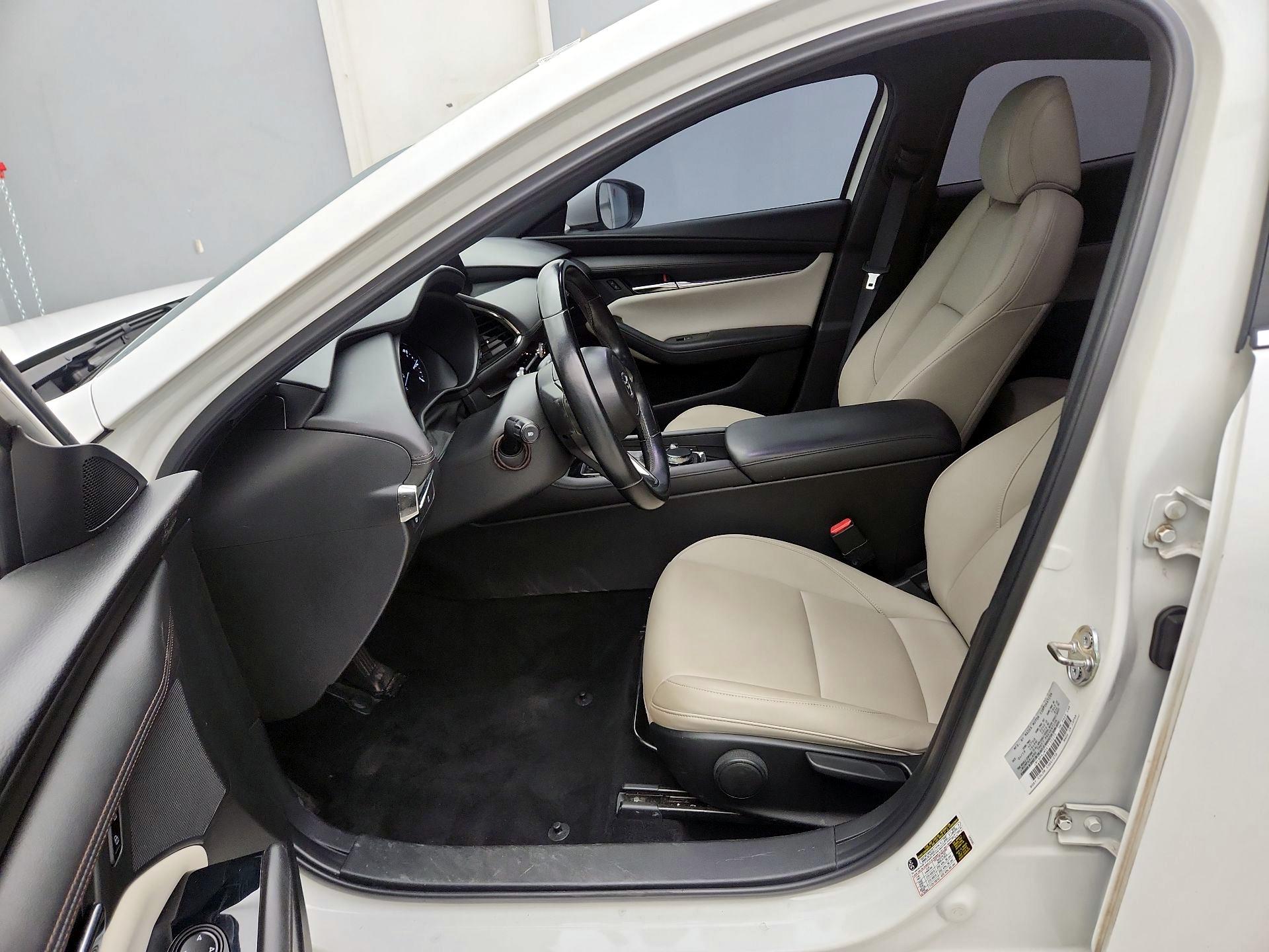 Thumbnail: 2019 Mazda Mazda3 - 11