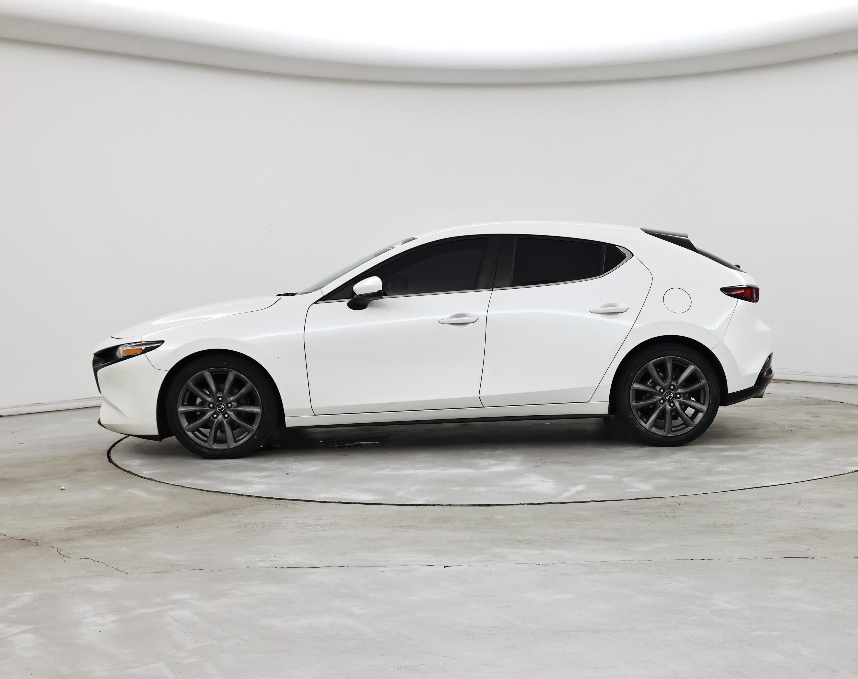 Thumbnail: 2019 Mazda Mazda3 - 3