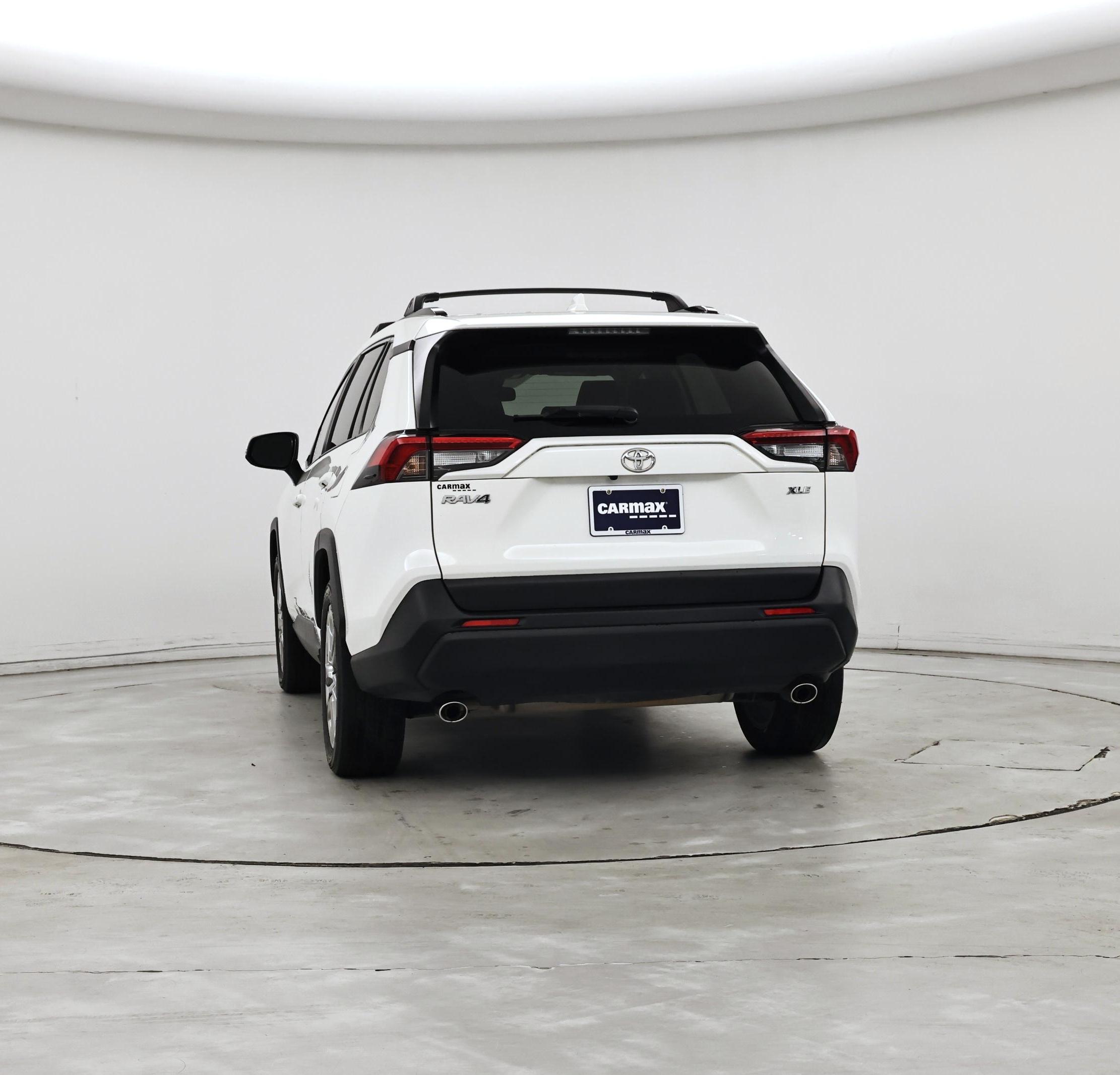 Thumbnail: 2019 Toyota RAV4 - 6