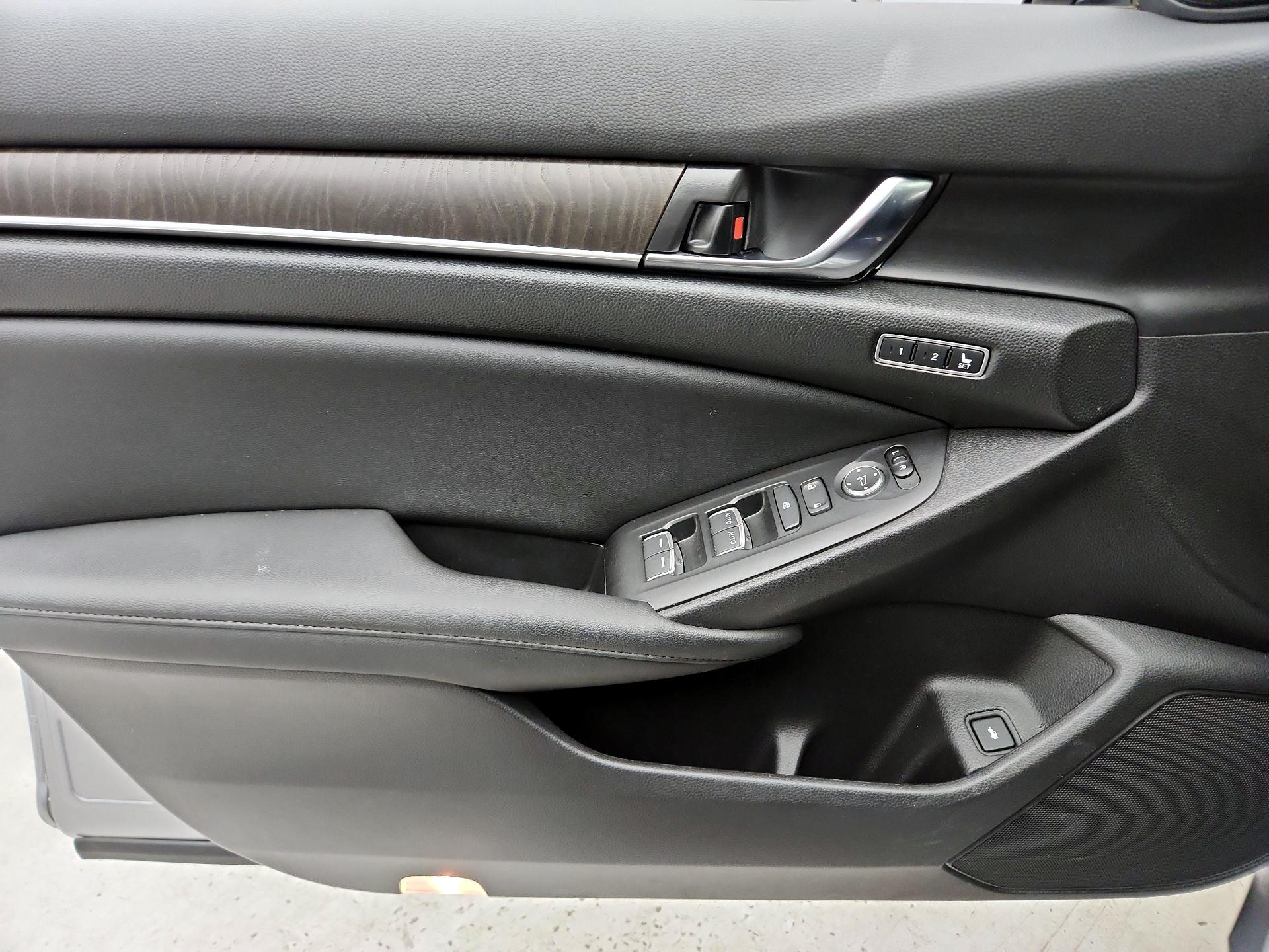 Thumbnail: 2021 Honda Accord - 12