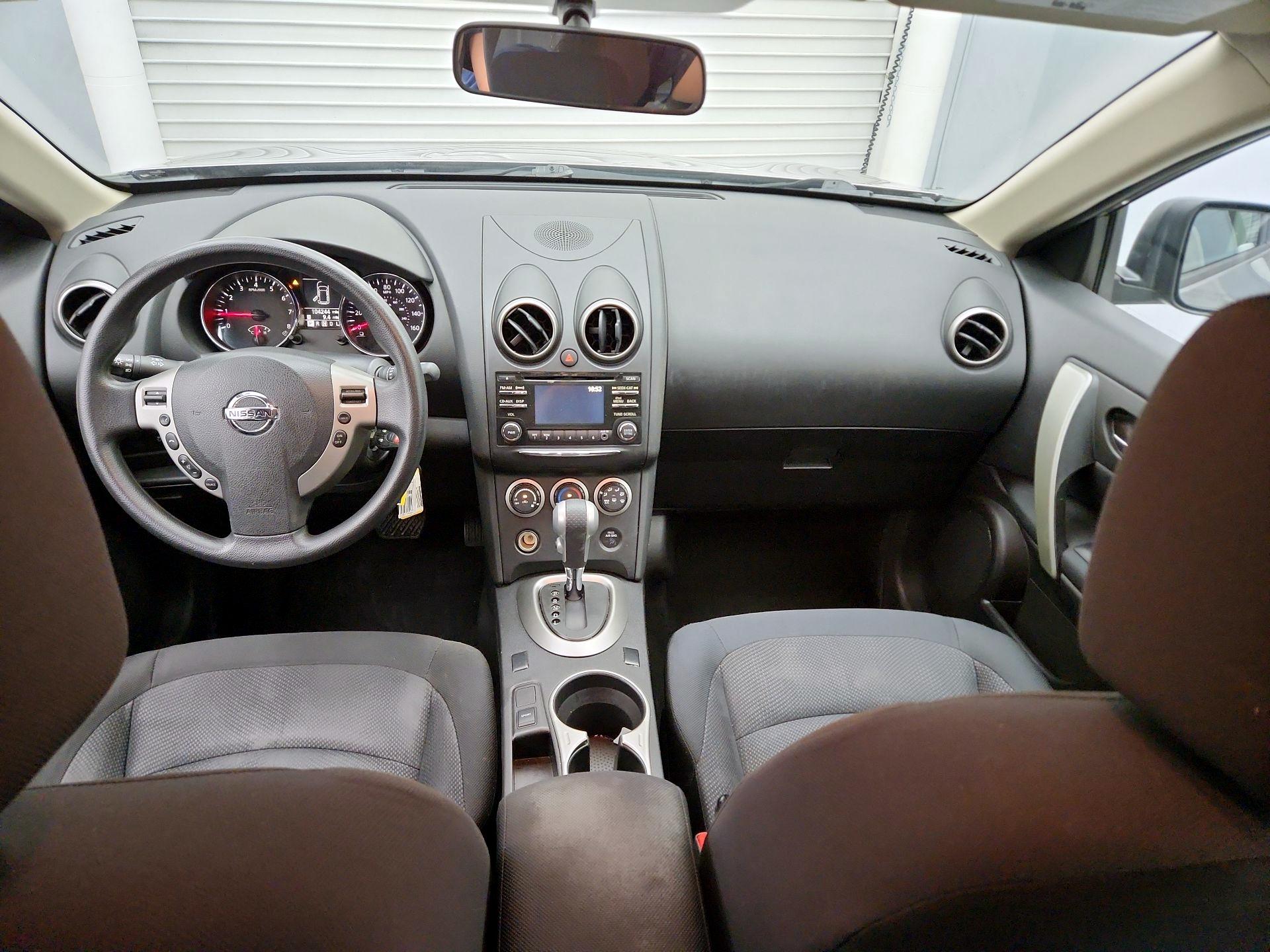 Thumbnail: 2015 Nissan Rogue - 9