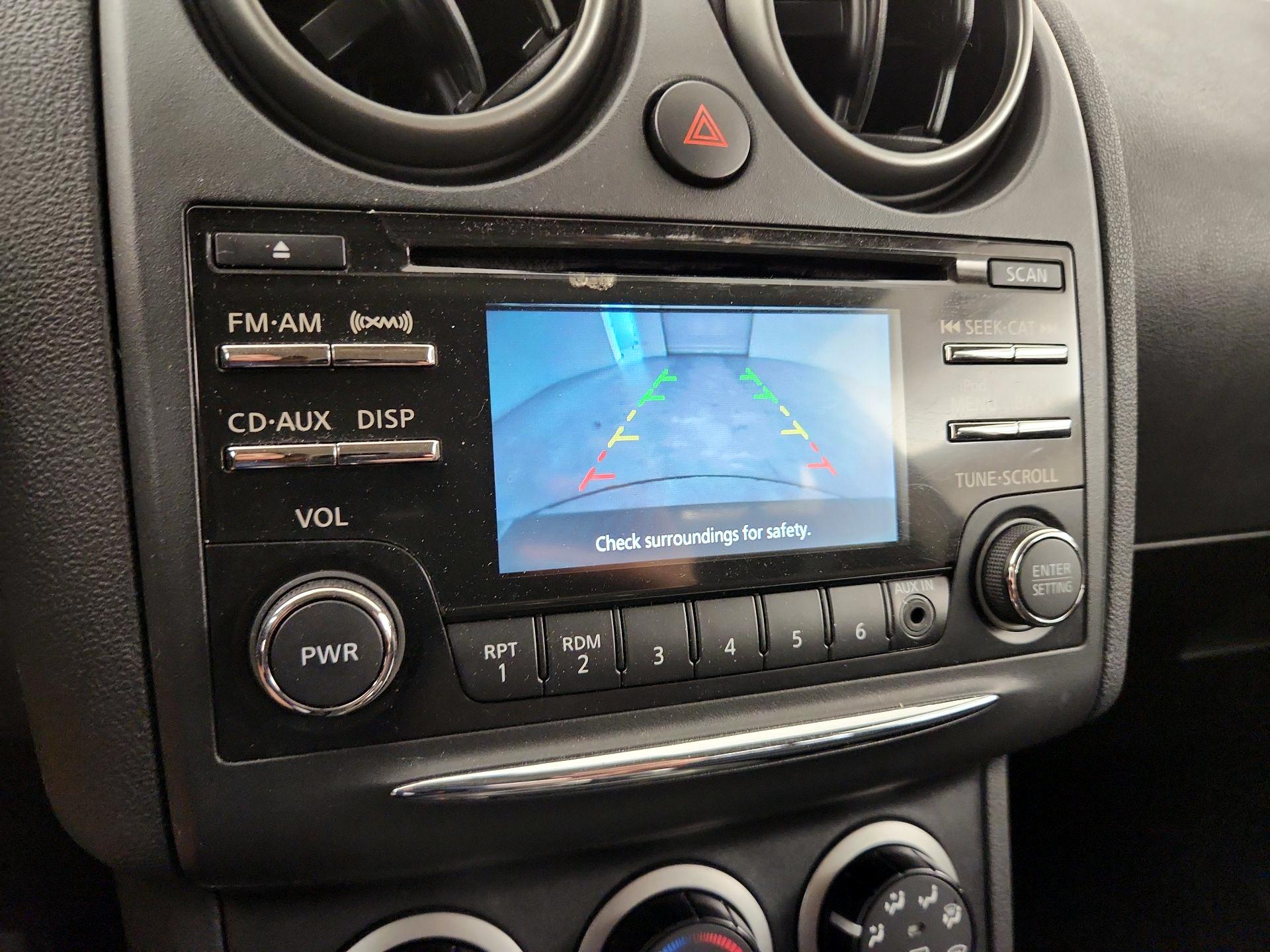 Thumbnail: 2015 Nissan Rogue - 14