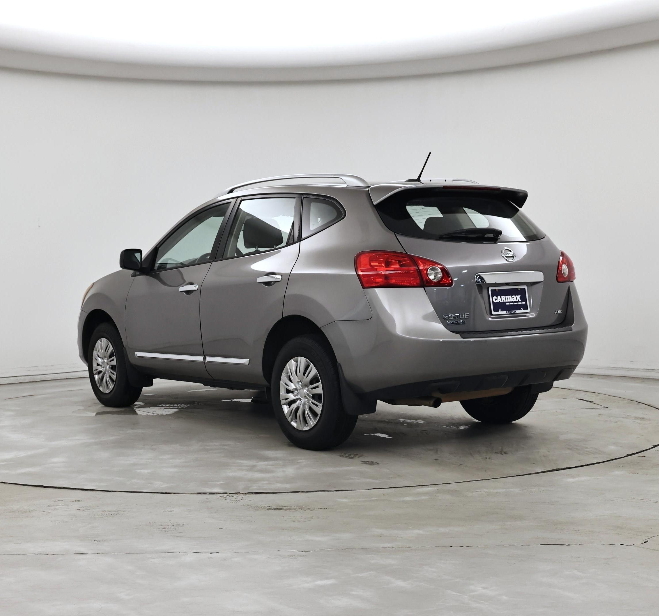 Thumbnail: 2015 Nissan Rogue - 2