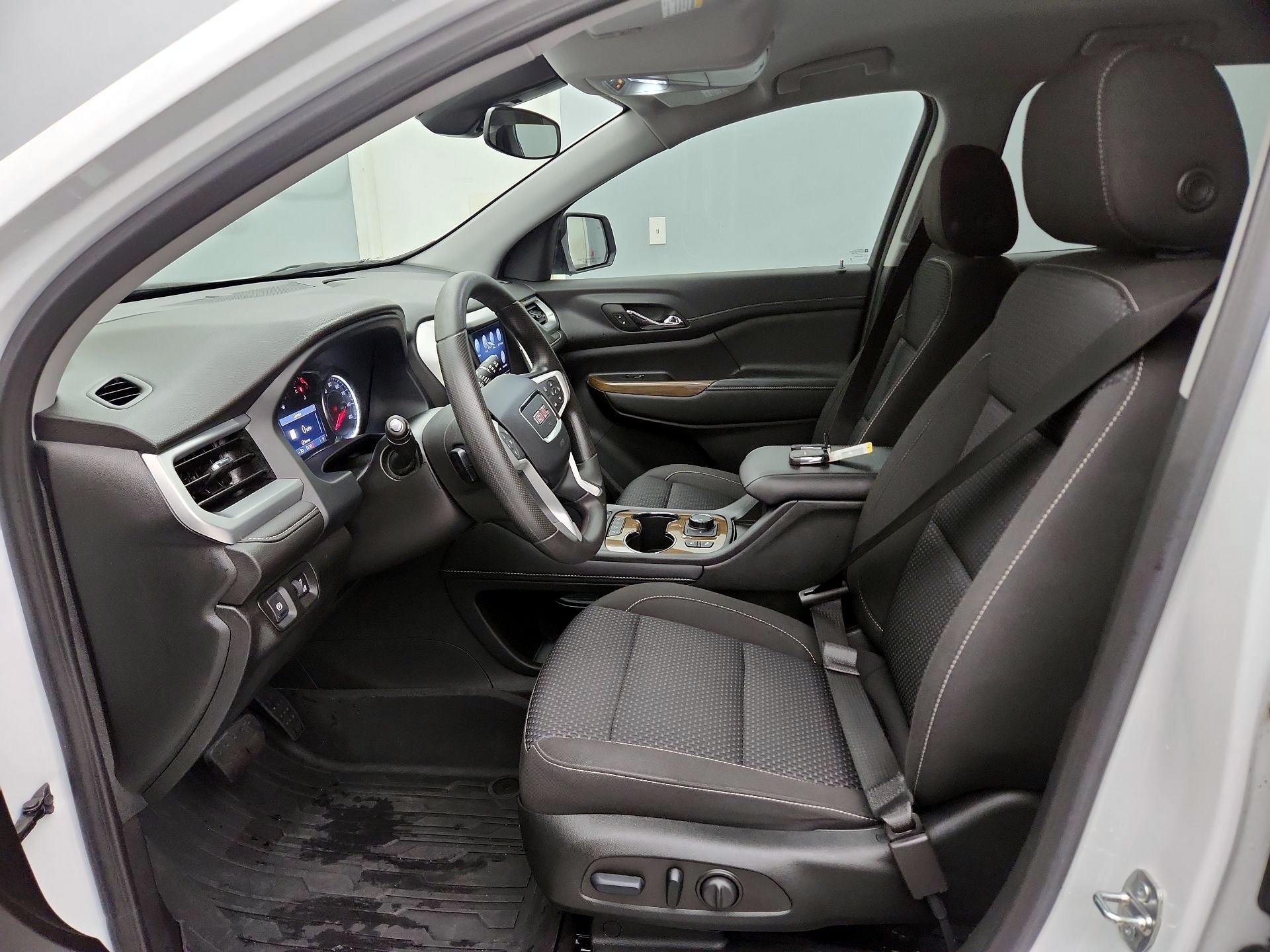 Thumbnail: 2023 GMC Acadia - 11