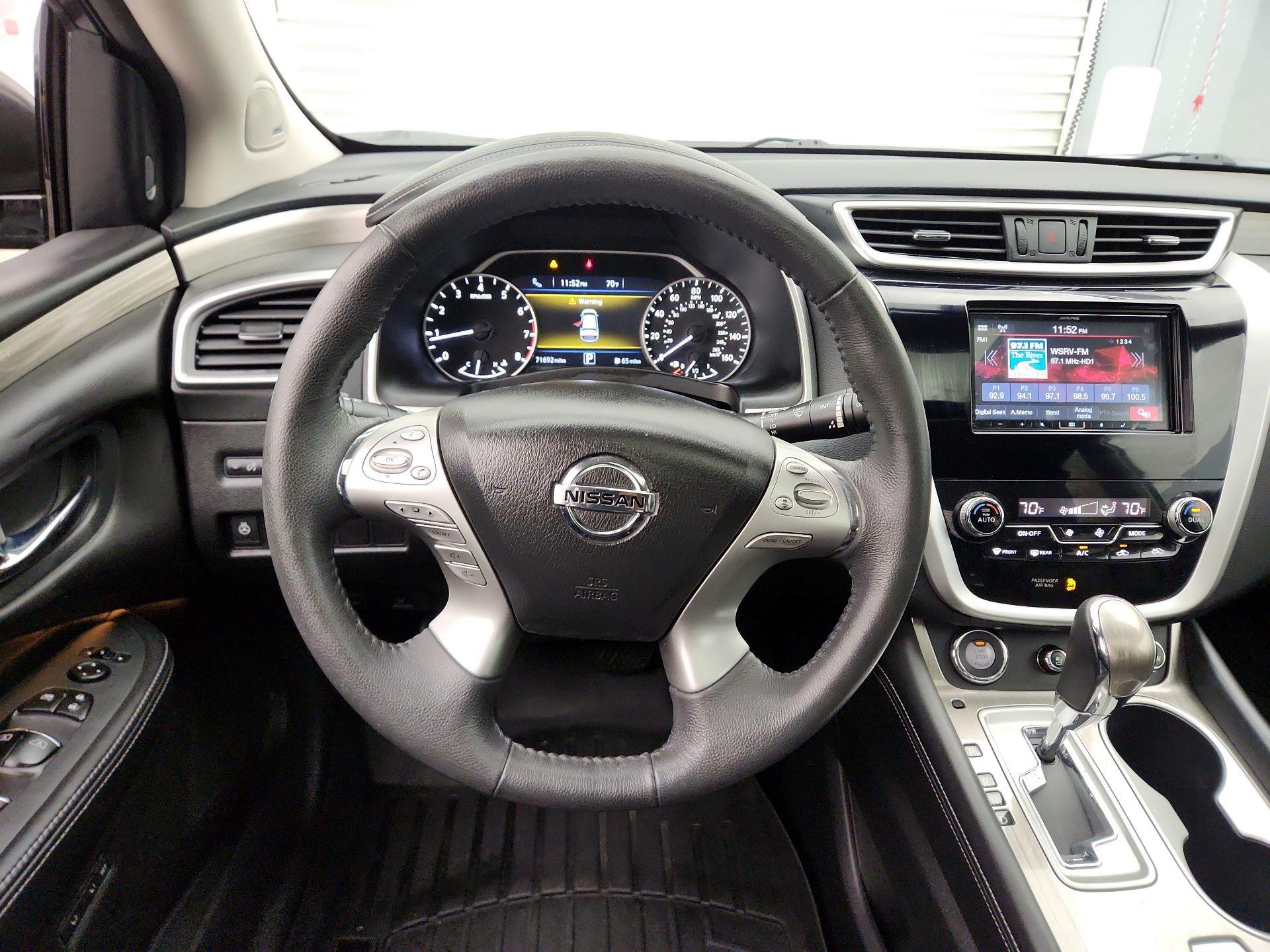 Thumbnail: 2016 Nissan Murano - 10