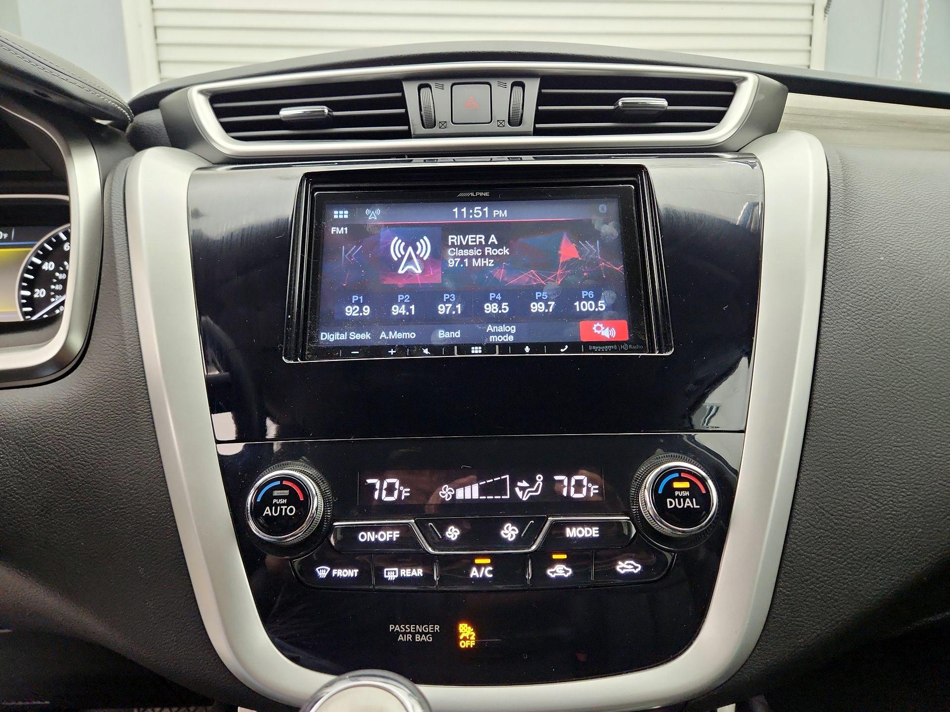 Thumbnail: 2016 Nissan Murano - 15