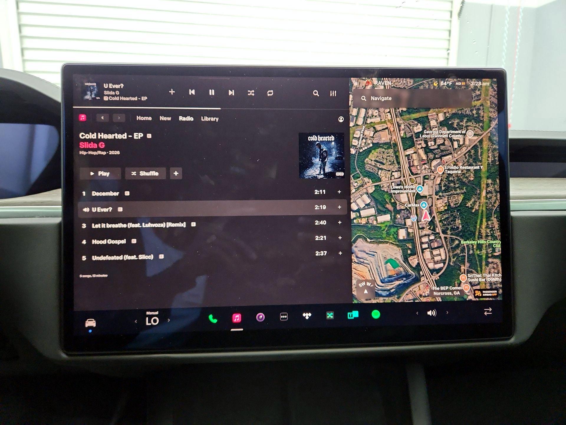Thumbnail: 2022 Tesla Model X - 15