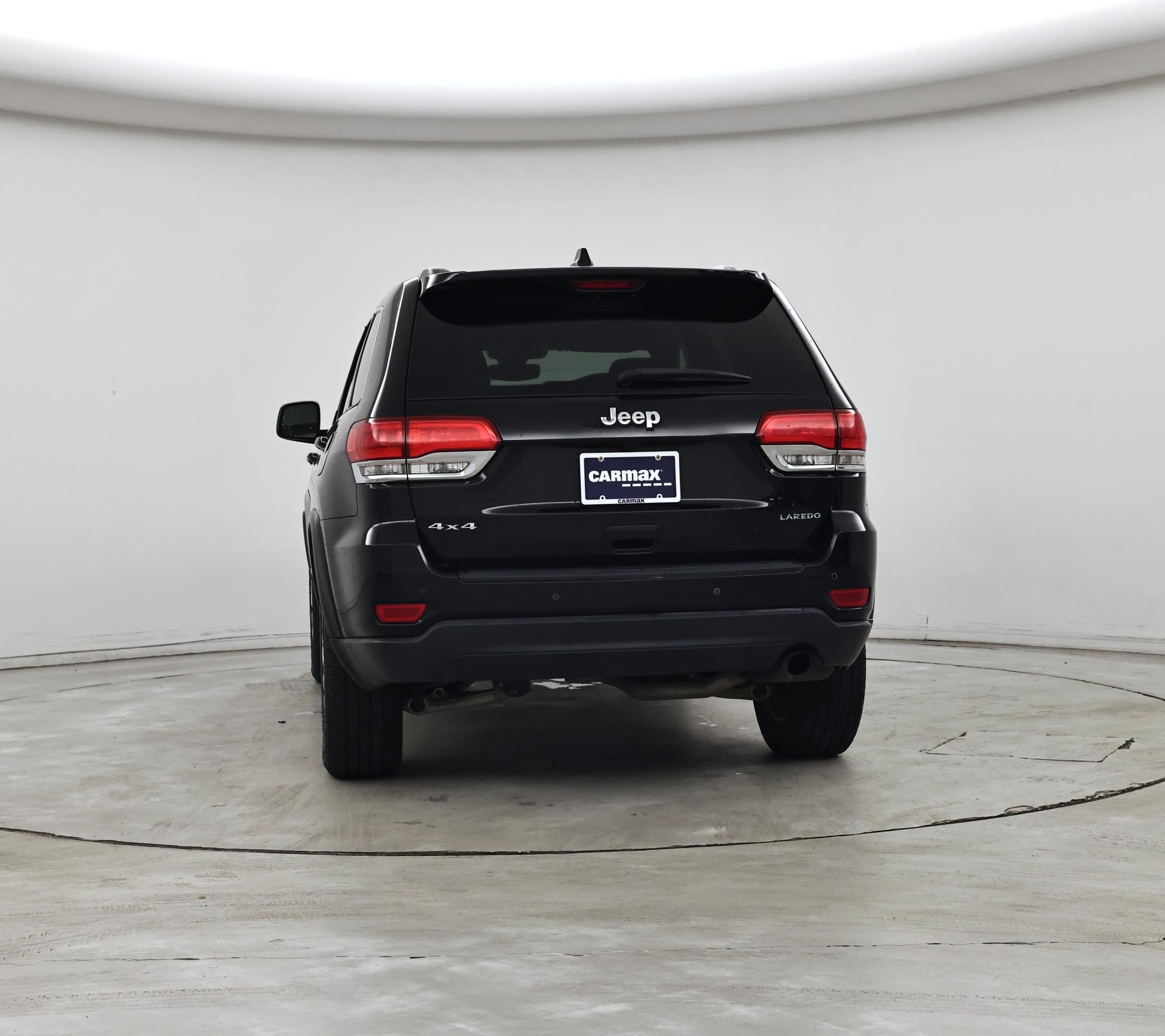 Thumbnail: 2017 Jeep Grand Cherokee - 6