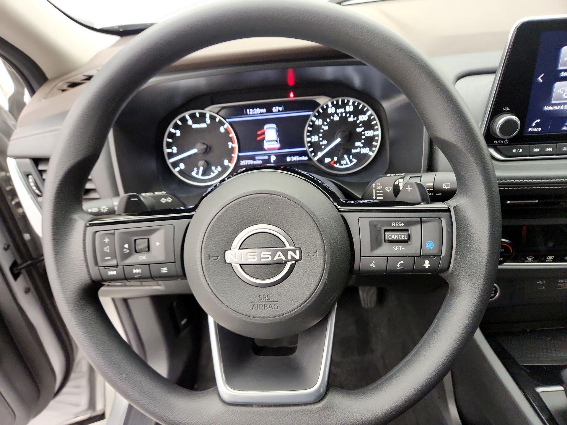 Thumbnail: 2023 Nissan Rogue - 10