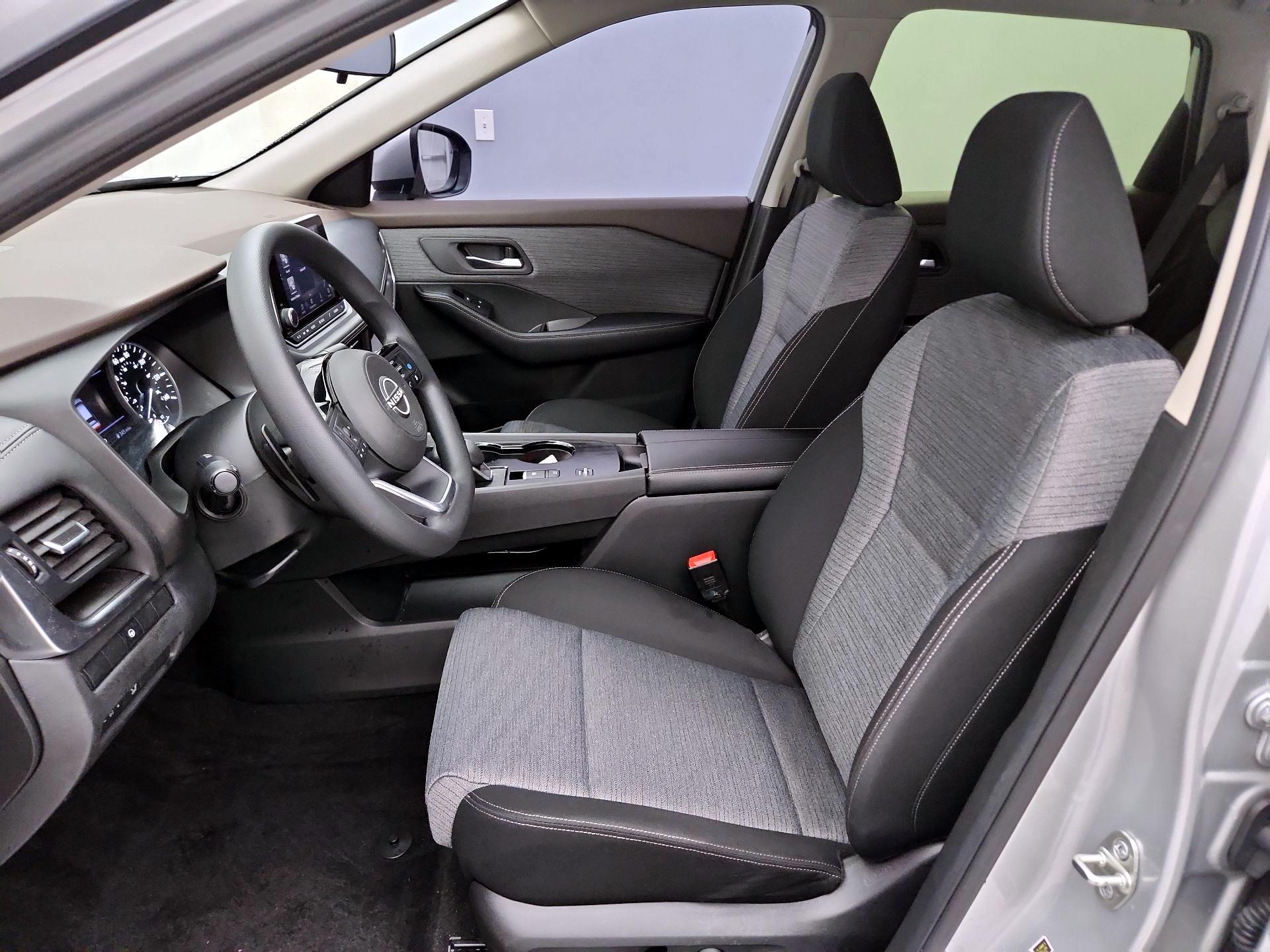 Thumbnail: 2023 Nissan Rogue - 11