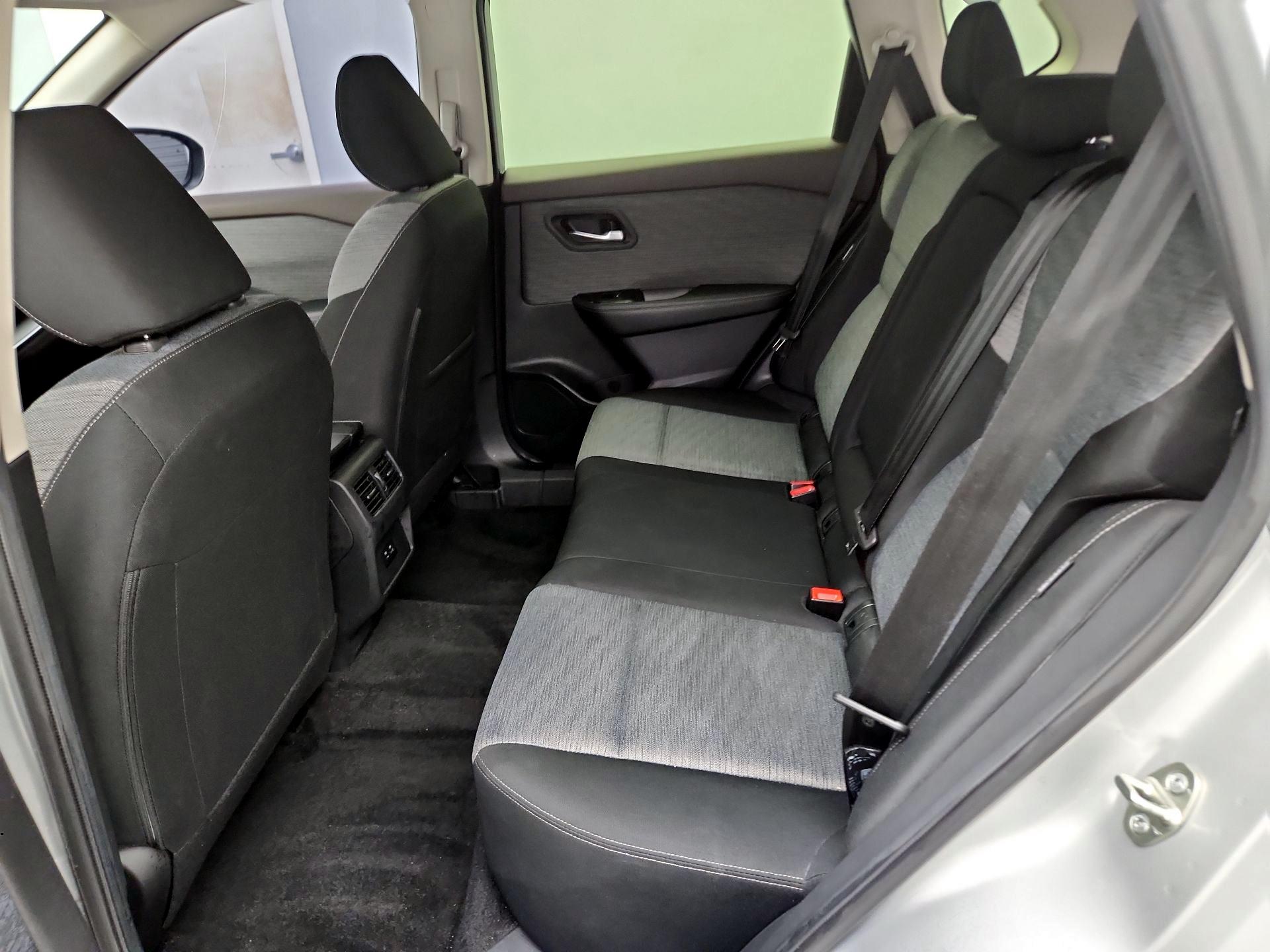 Thumbnail: 2023 Nissan Rogue - 19