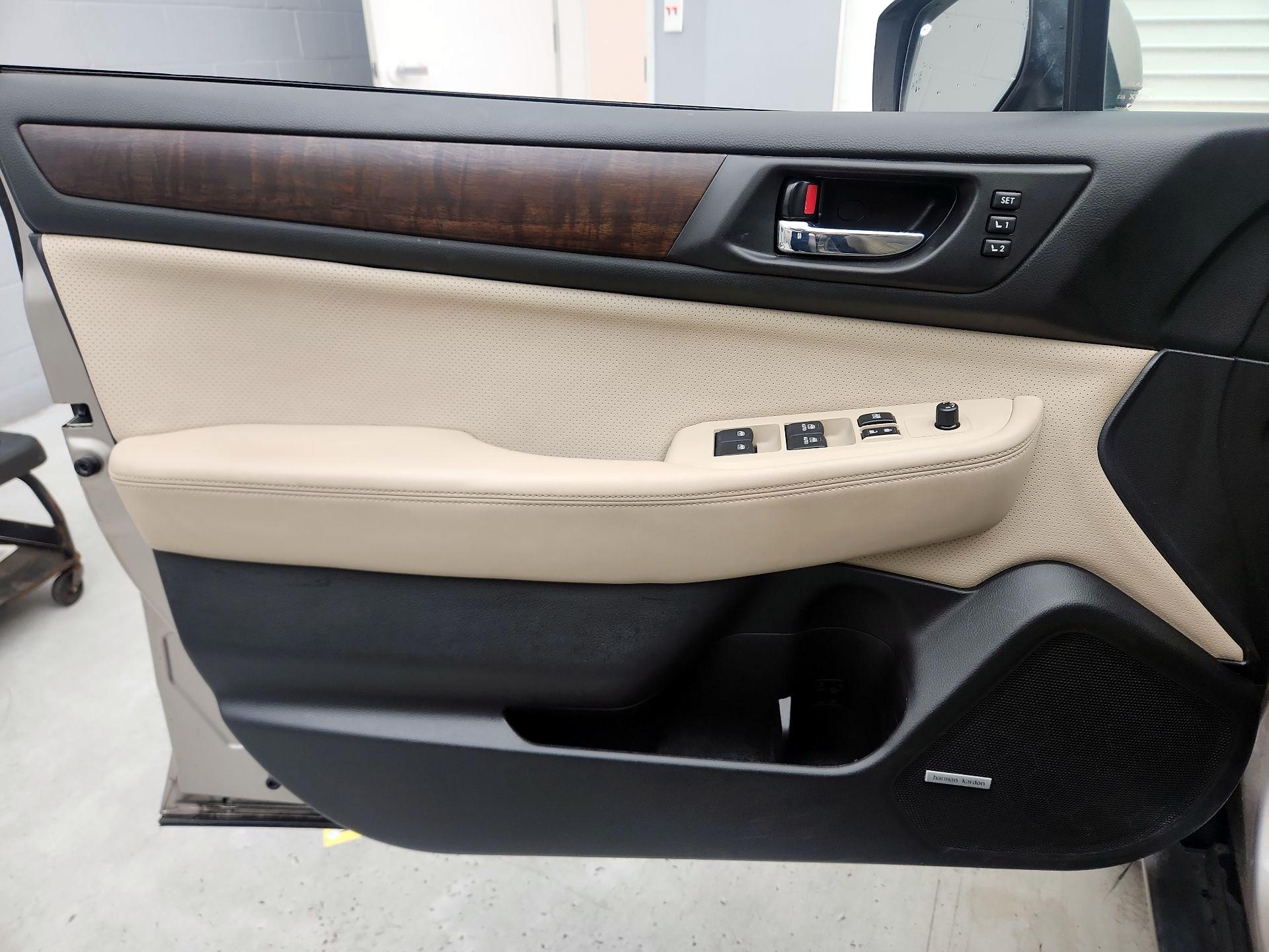 Thumbnail: 2015 Subaru Outback - 12