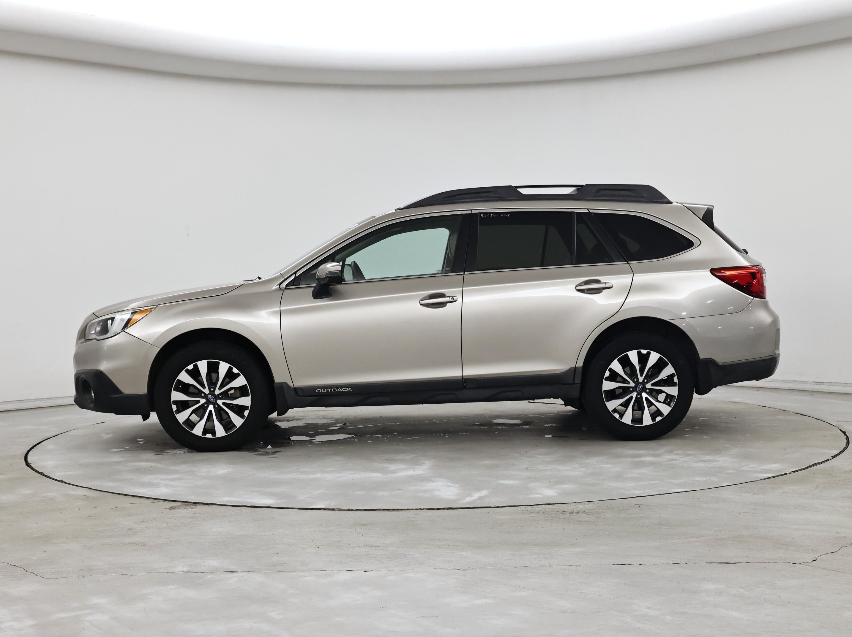 Thumbnail: 2015 Subaru Outback - 3