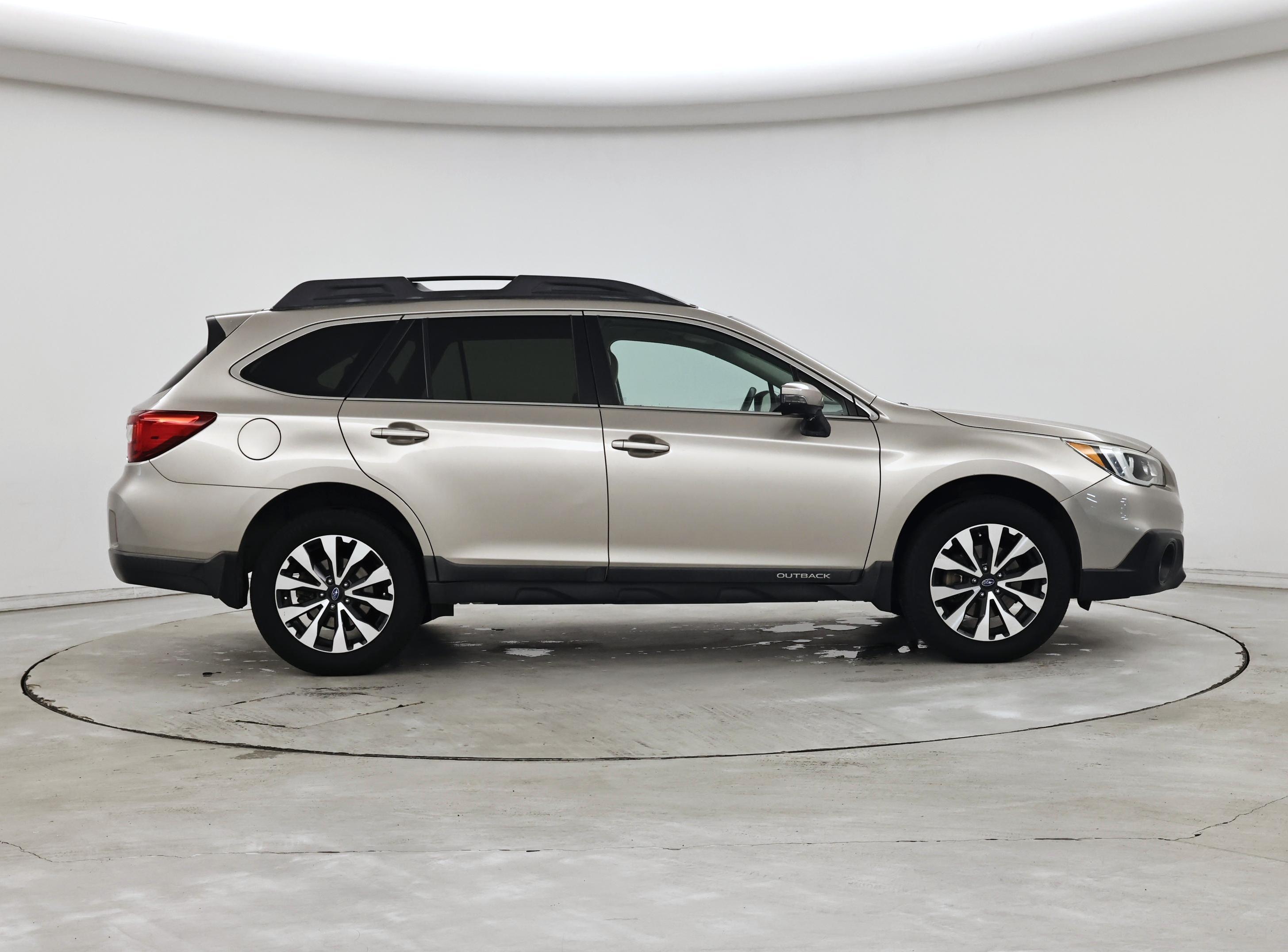Thumbnail: 2015 Subaru Outback - 7