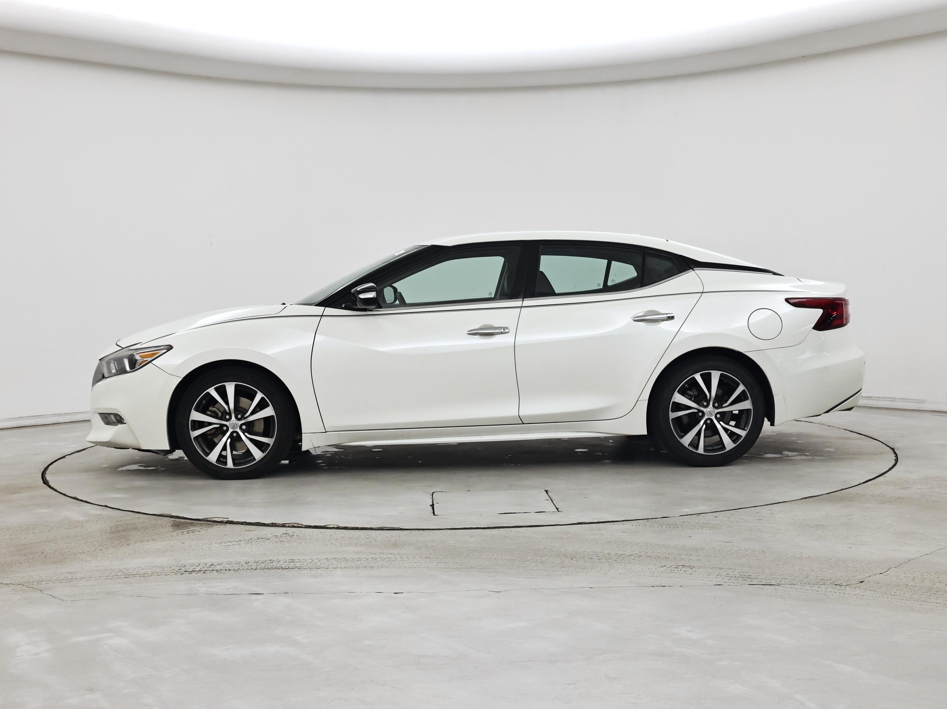 Thumbnail: 2017 Nissan Maxima - 3