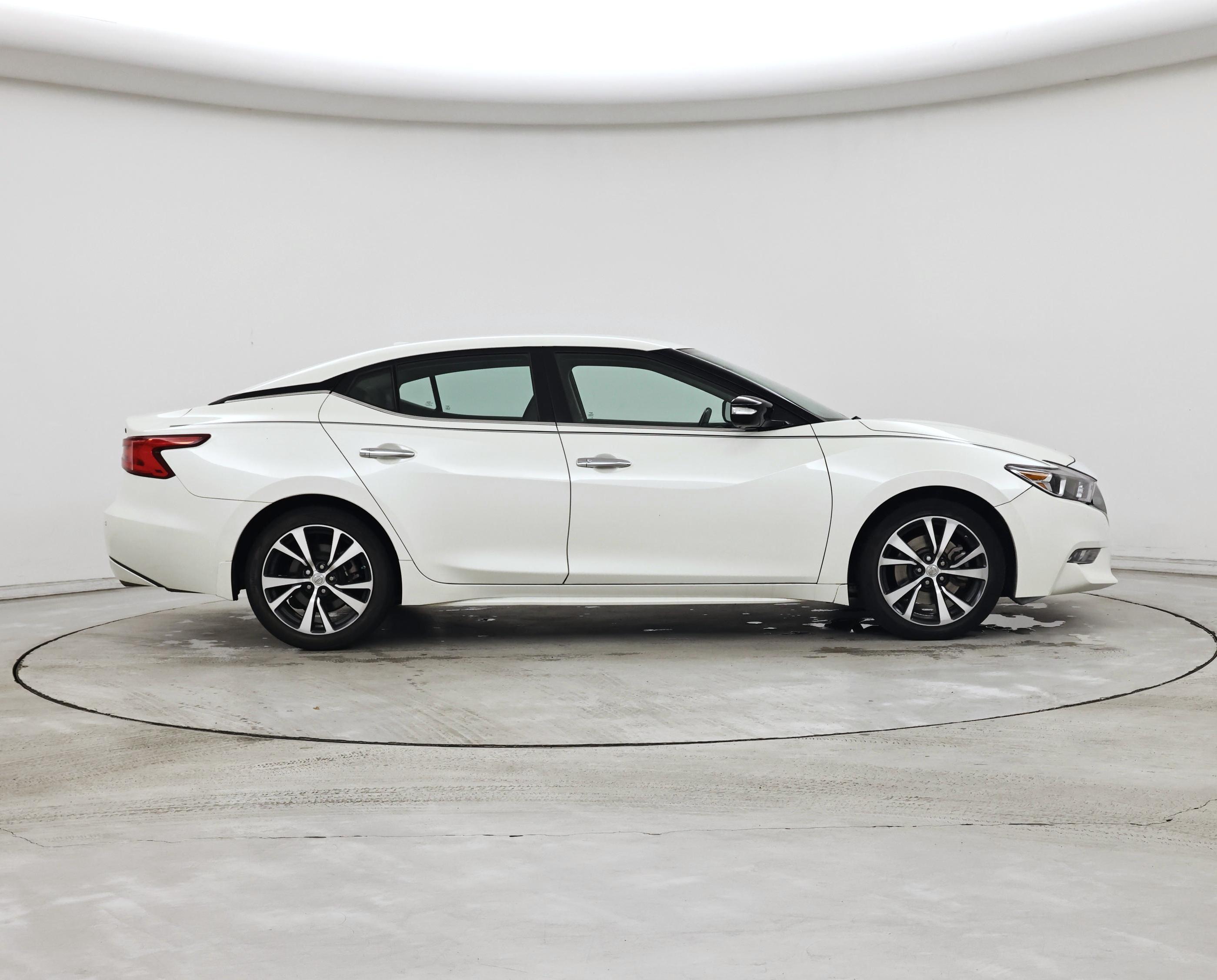 Thumbnail: 2017 Nissan Maxima - 7