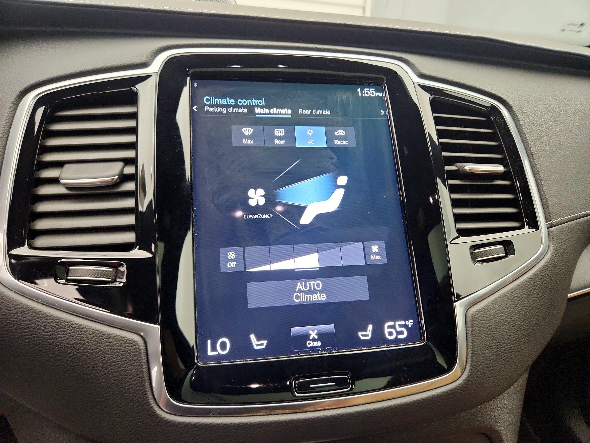 Thumbnail: 2022 Volvo XC90 - 17
