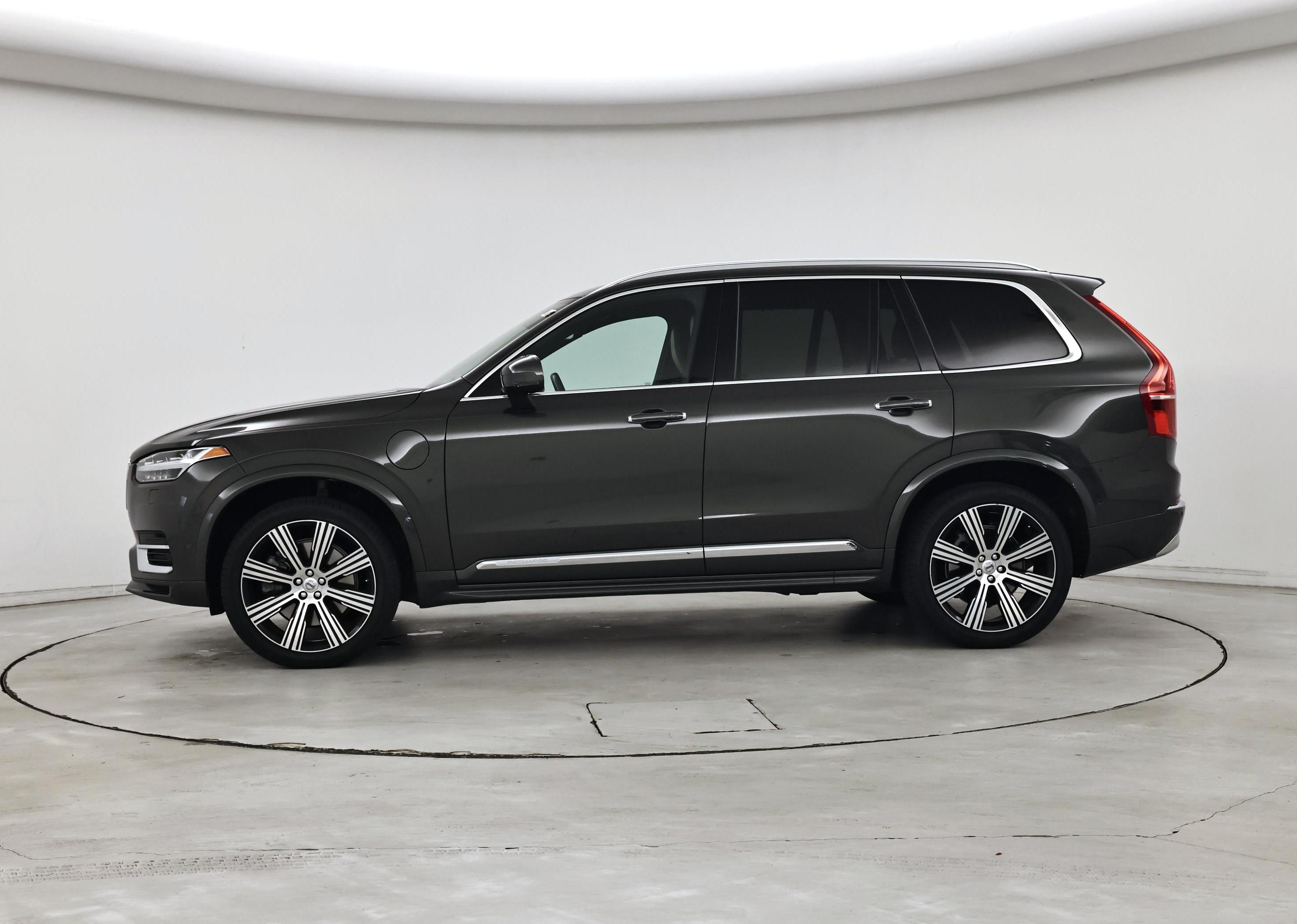 Thumbnail: 2022 Volvo XC90 - 3