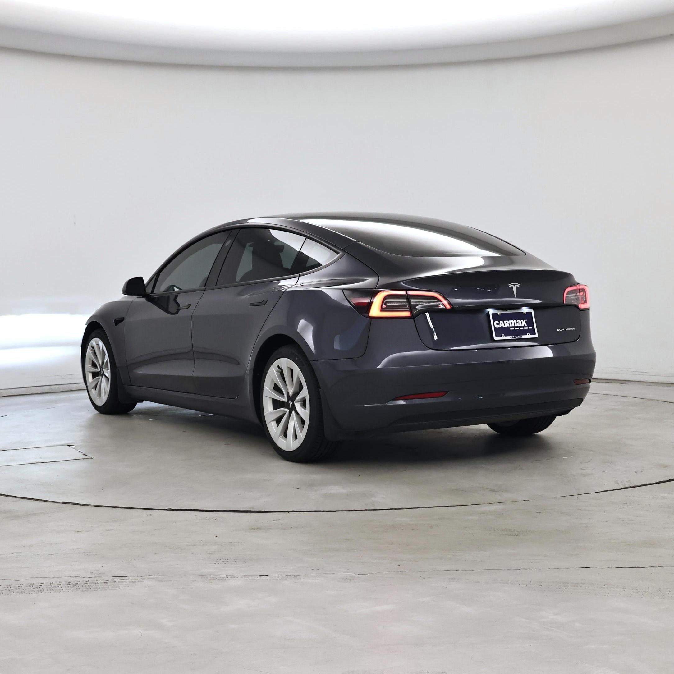 Thumbnail: 2022 Tesla Model 3 - 2