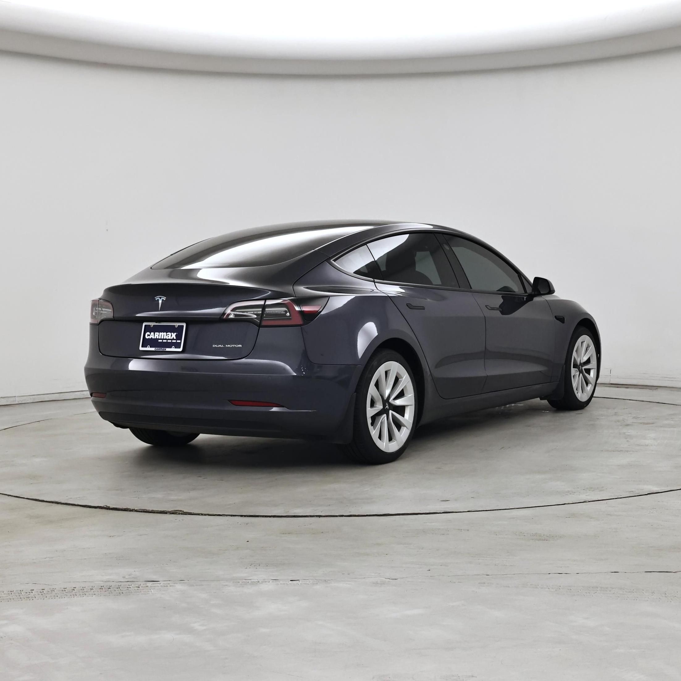 Thumbnail: 2022 Tesla Model 3 - 8