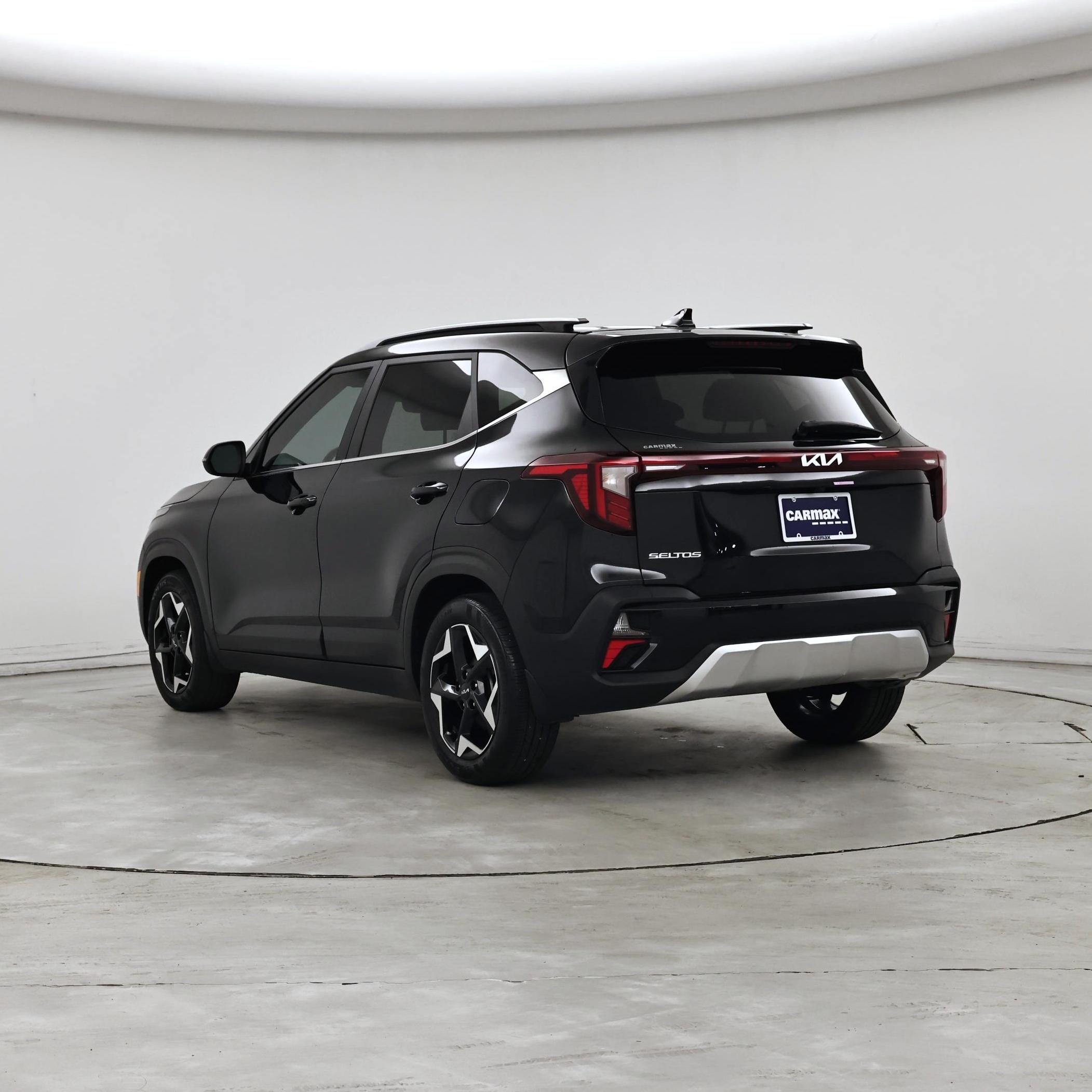 Thumbnail: 2024 Kia Seltos - 2