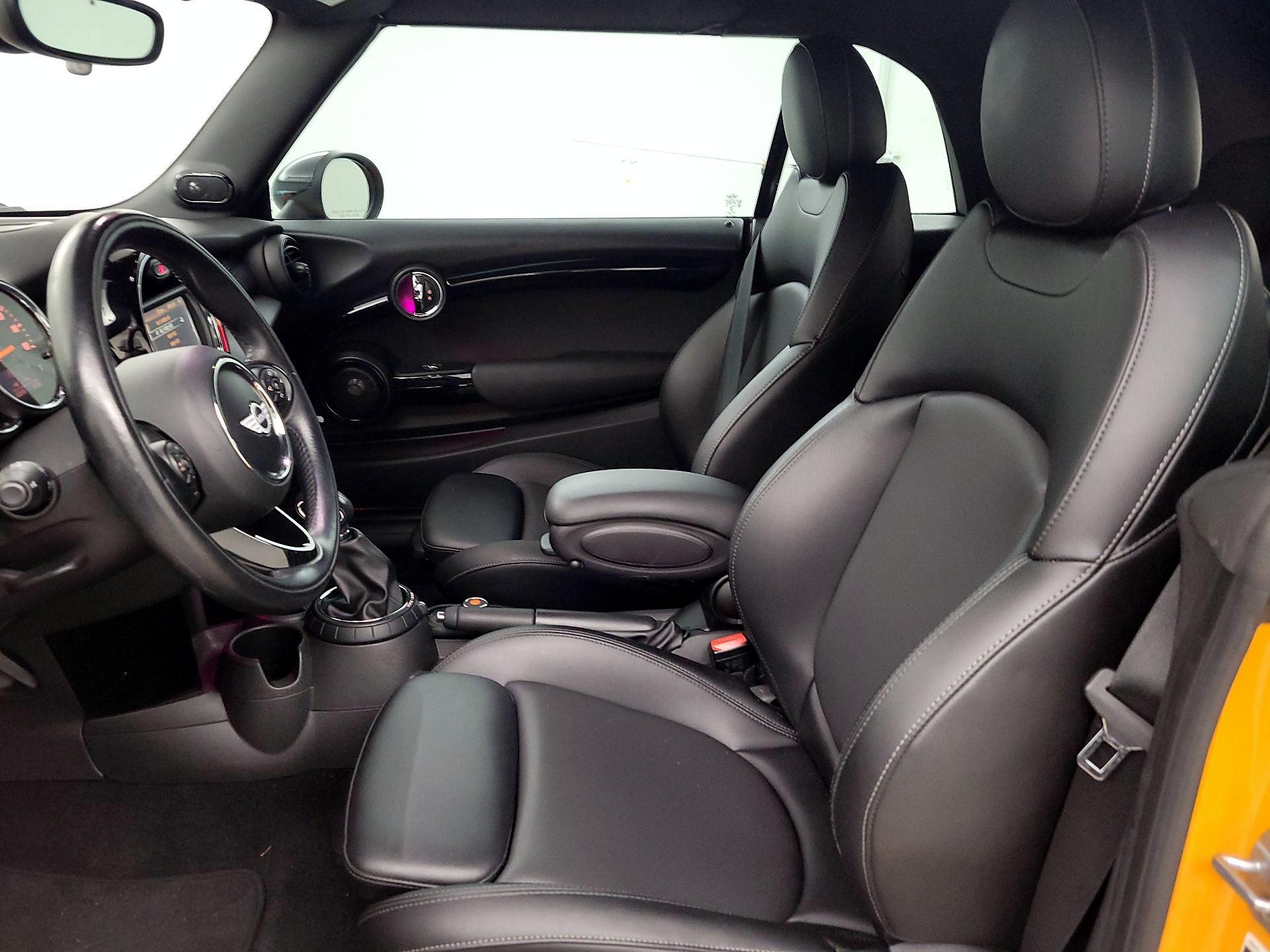 Thumbnail: 2016 MINI Cooper - 11