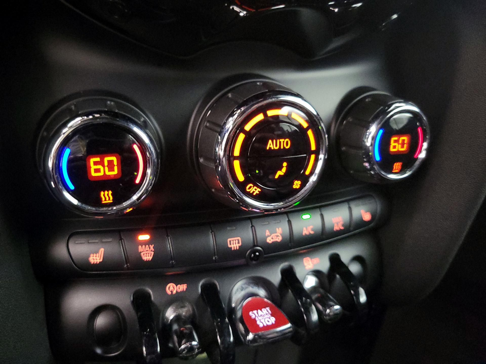 Thumbnail: 2016 MINI Cooper - 15