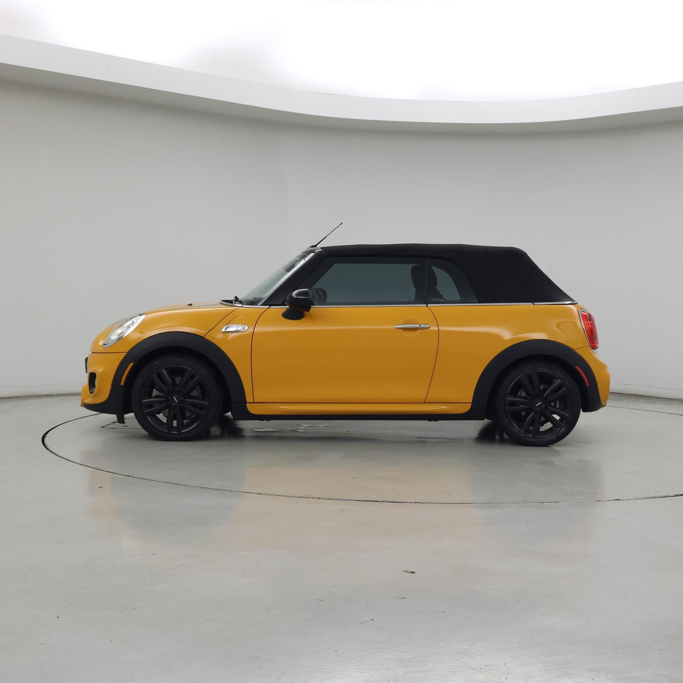 Thumbnail: 2016 MINI Cooper - 3