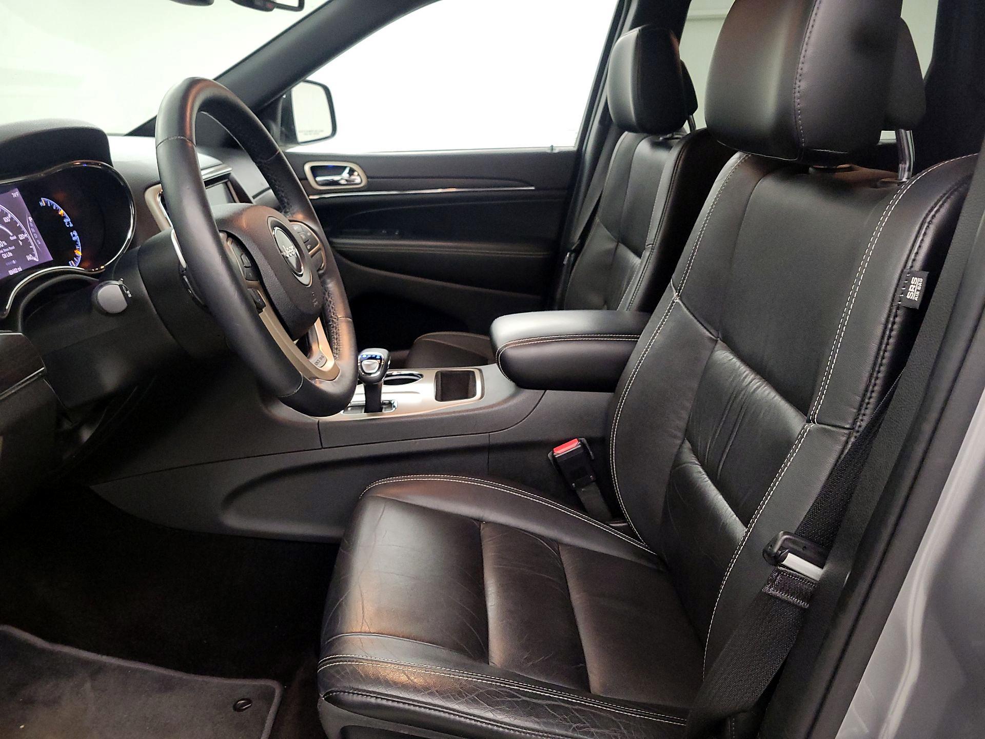 Thumbnail: 2014 Jeep Grand Cherokee - 11
