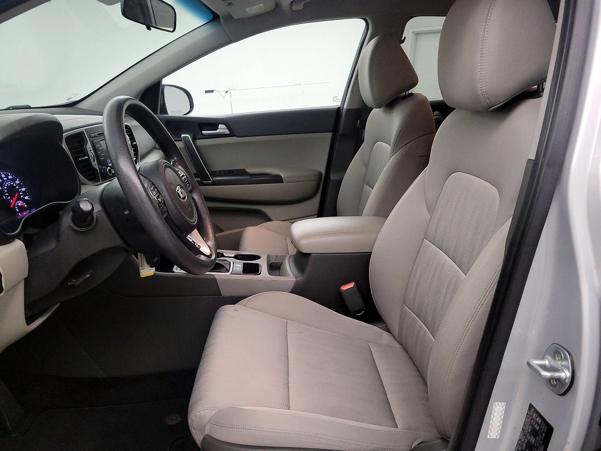 Thumbnail: 2017 Kia Sportage - 11