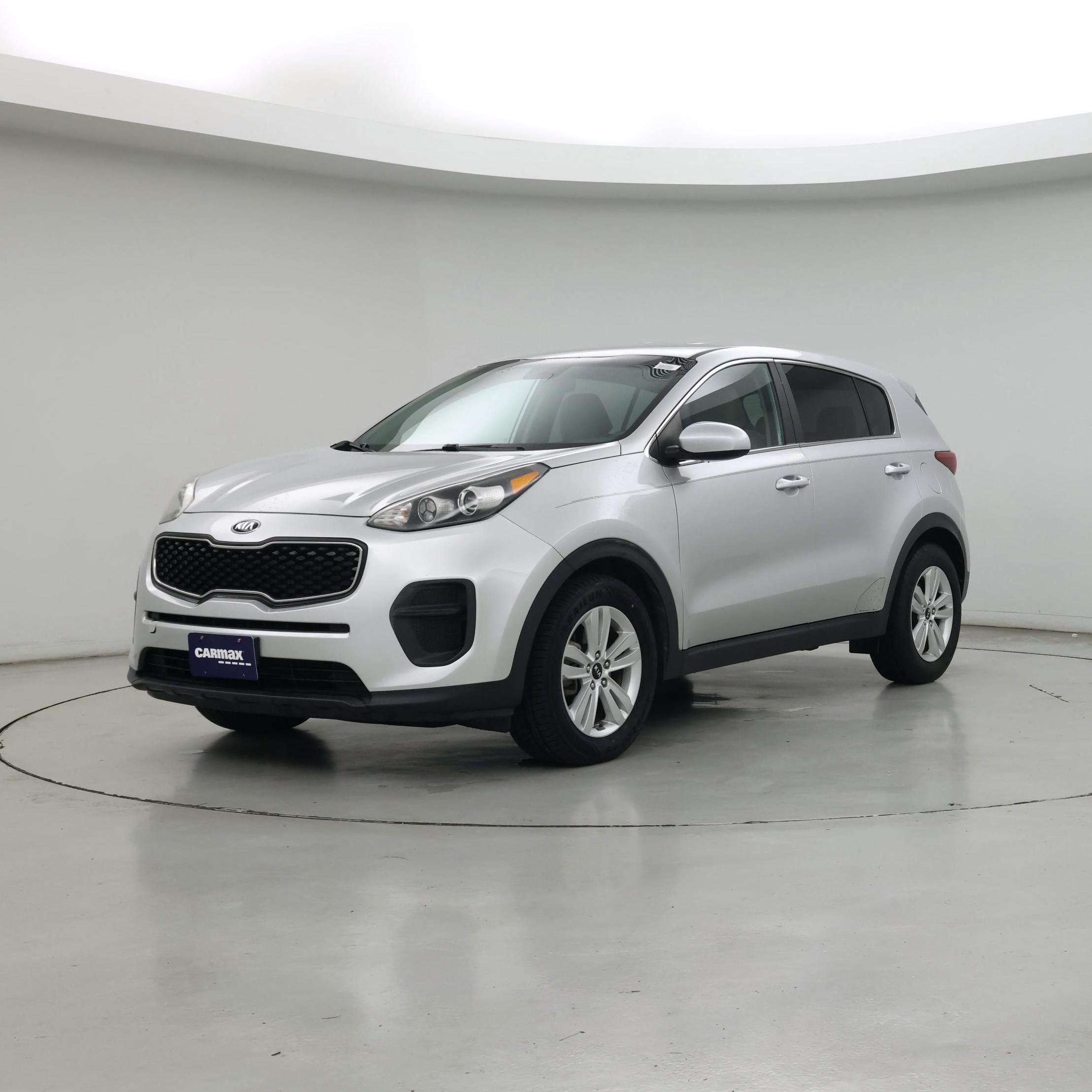 Thumbnail: 2017 Kia Sportage - 4