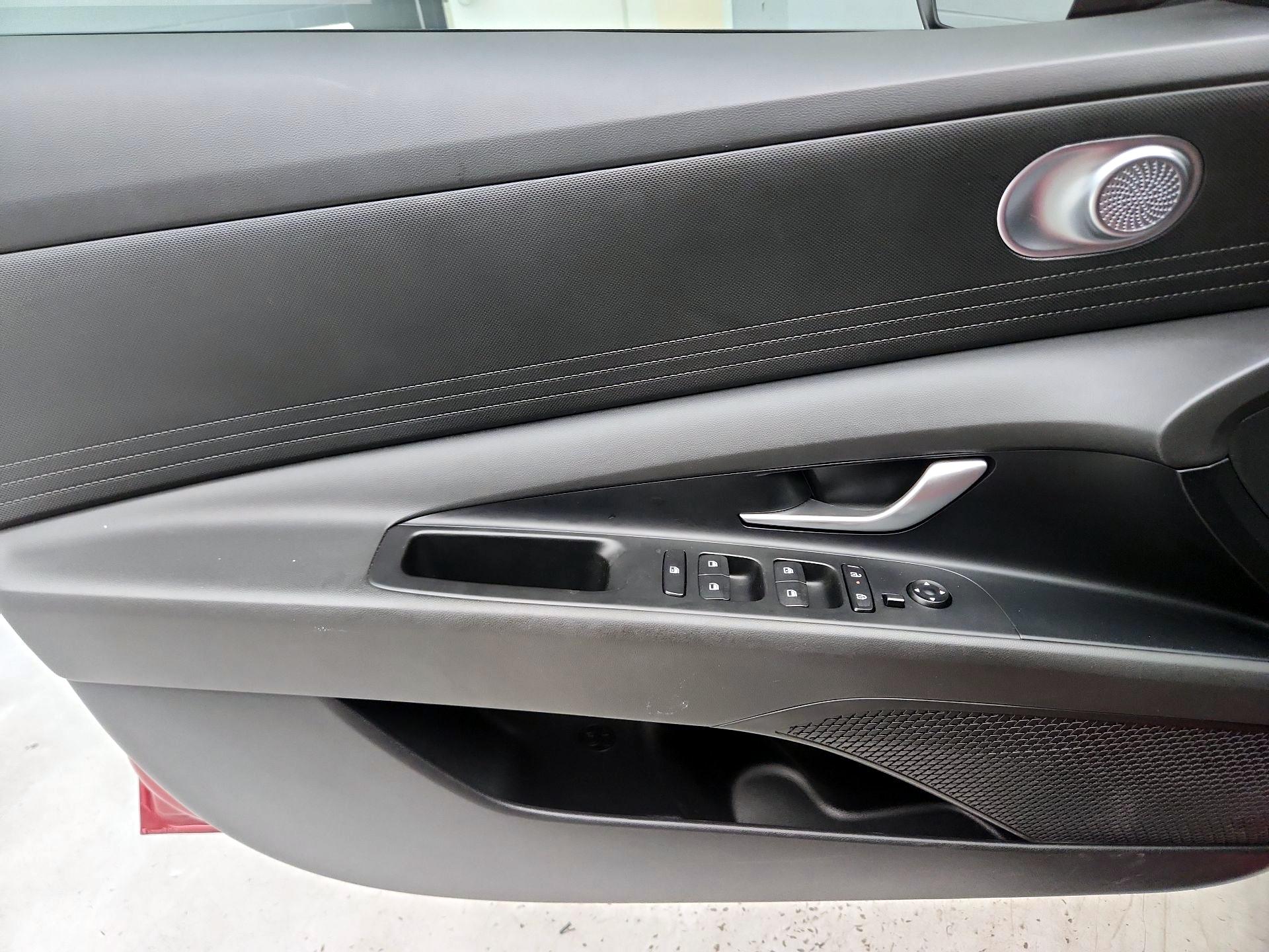 Thumbnail: 2024 Hyundai Elantra - 12