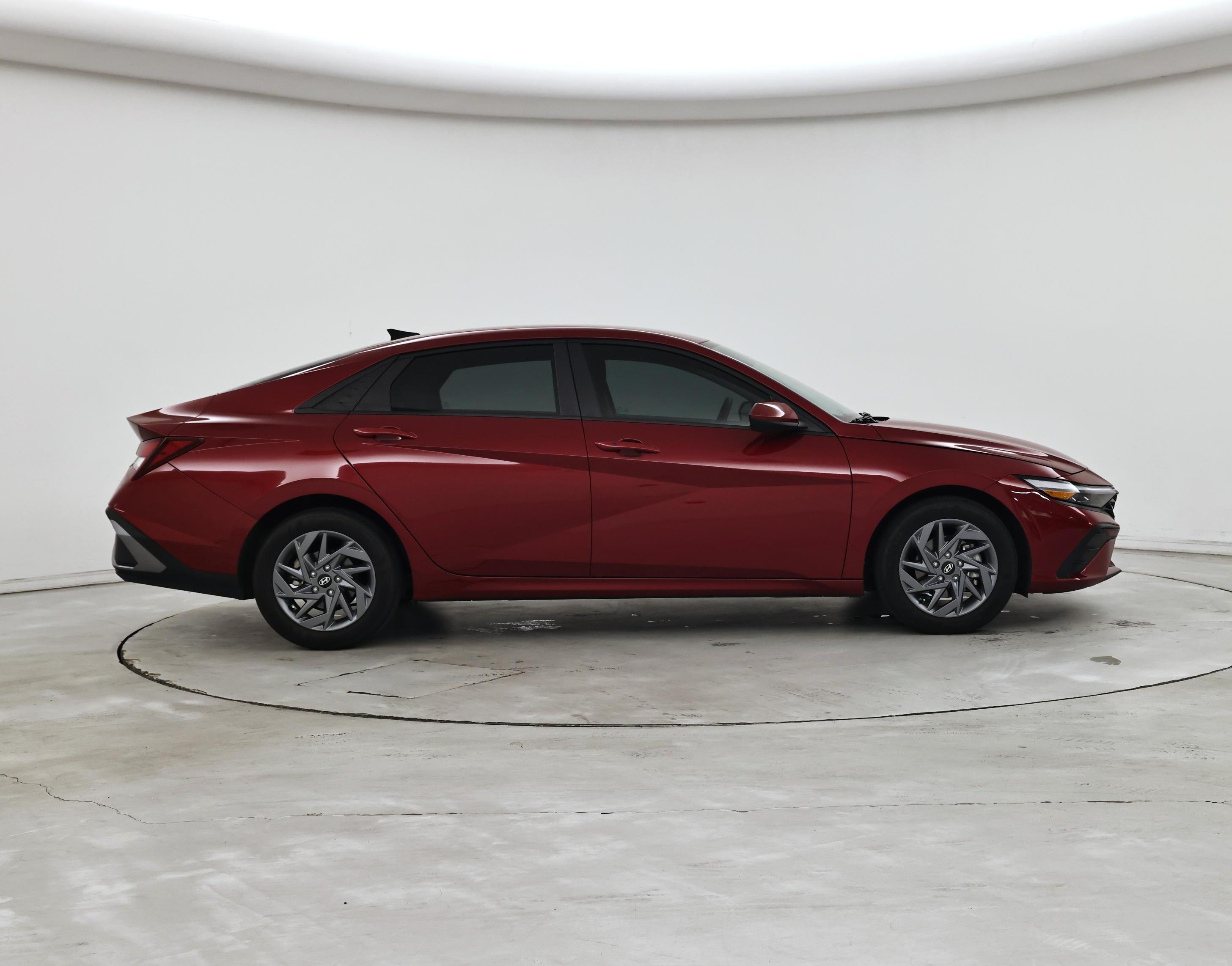 Thumbnail: 2024 Hyundai Elantra - 7