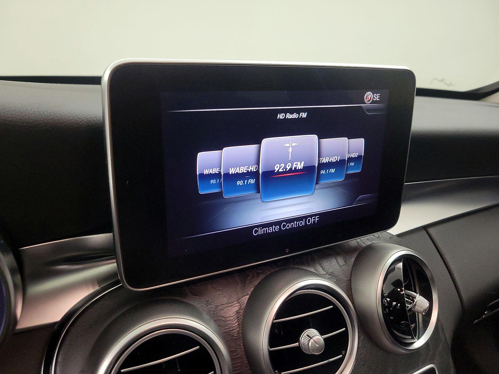 Thumbnail: 2016 Mercedes-Benz C-Class - 16