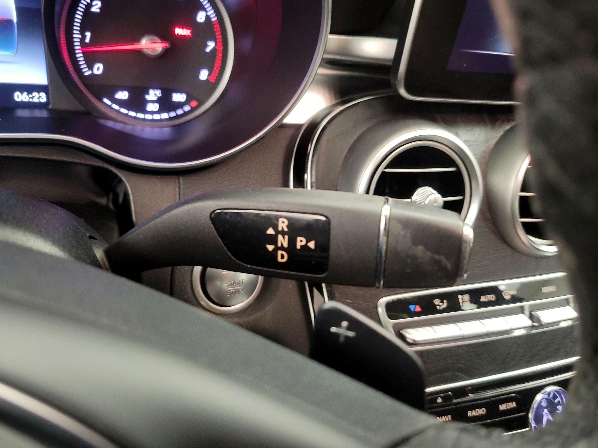 Thumbnail: 2016 Mercedes-Benz C-Class - 18