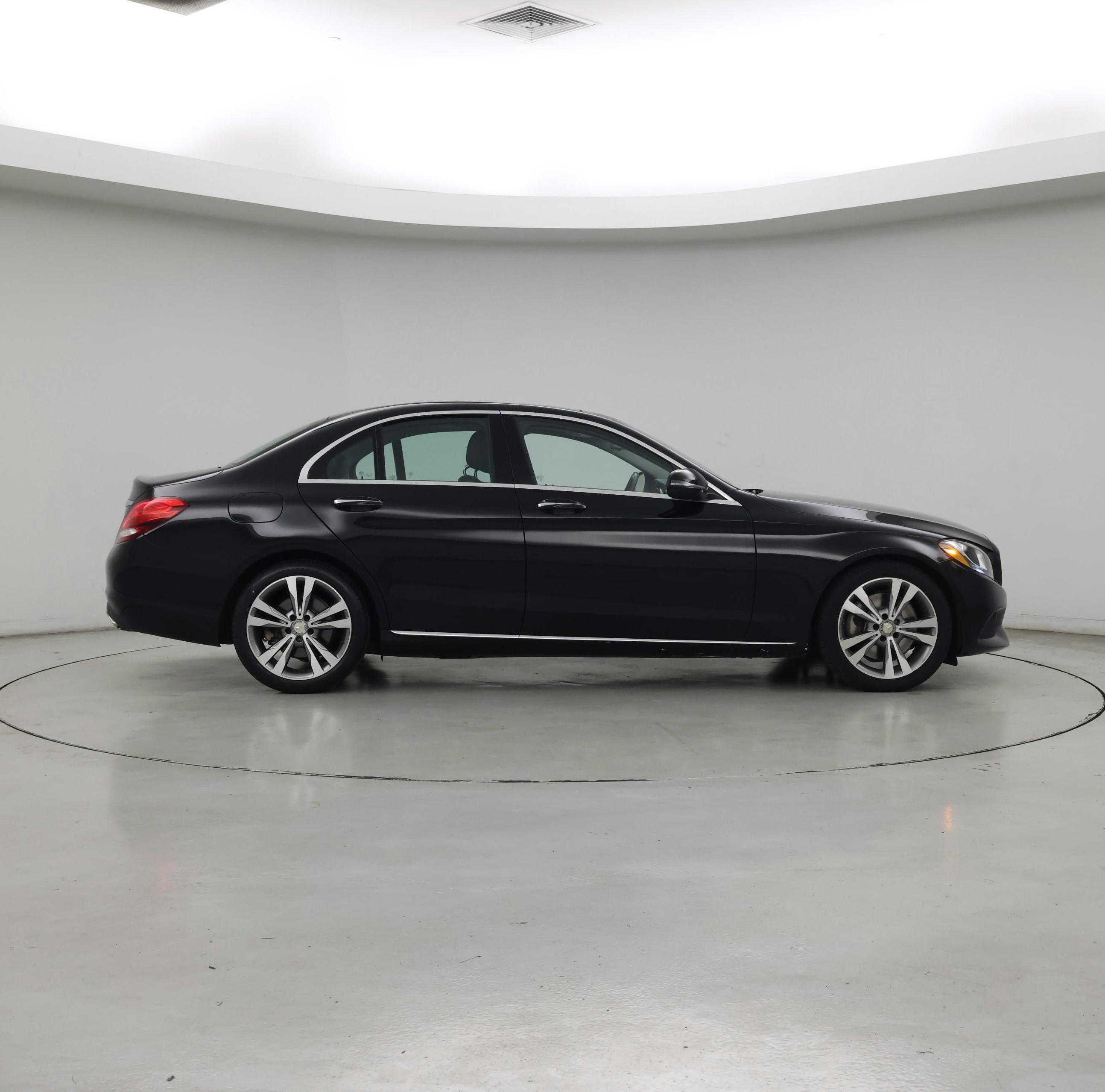 Thumbnail: 2016 Mercedes-Benz C-Class - 7