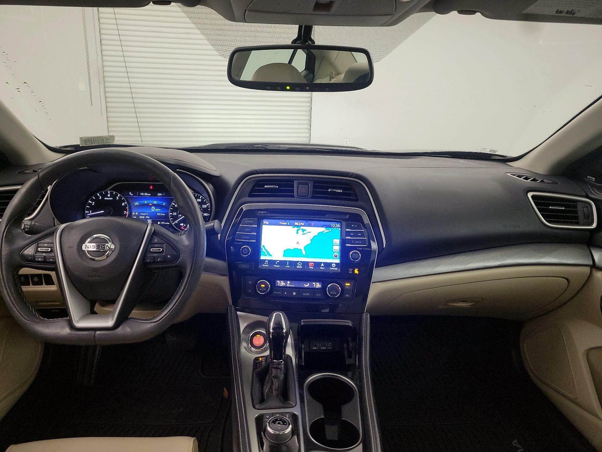 Thumbnail: 2017 Nissan Maxima - 9
