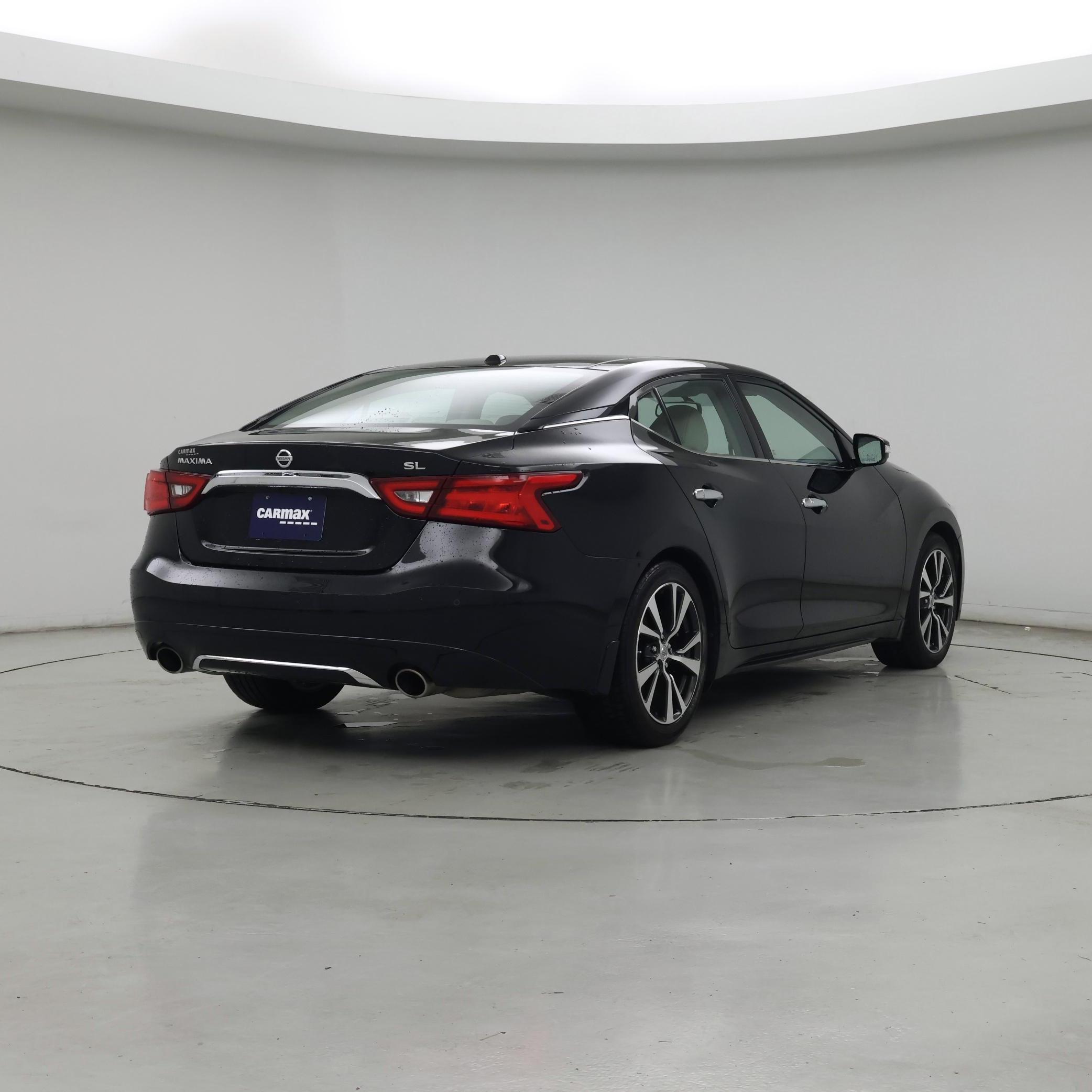 Thumbnail: 2017 Nissan Maxima - 8