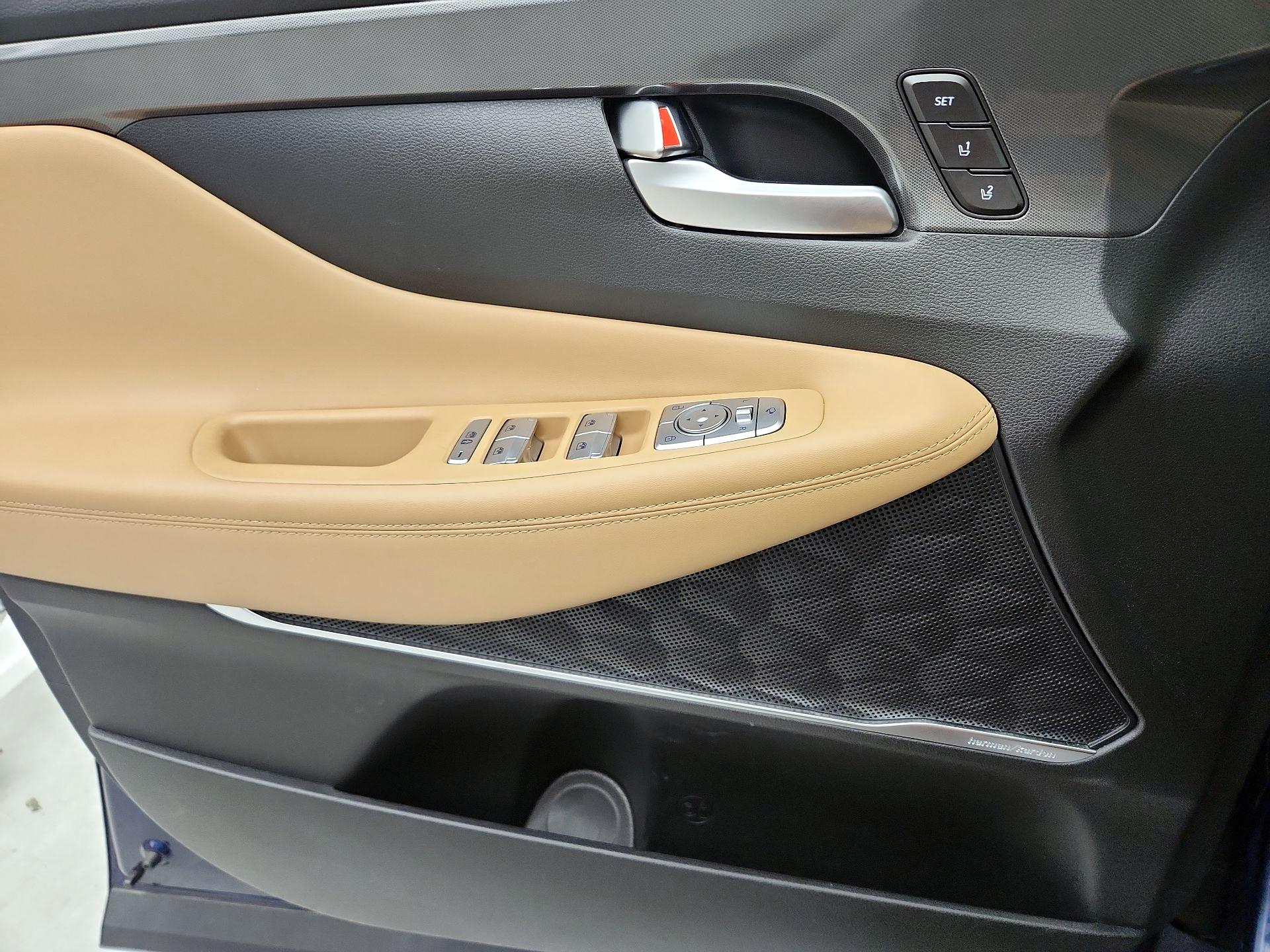 Thumbnail: 2023 Hyundai Santa Fe - 12