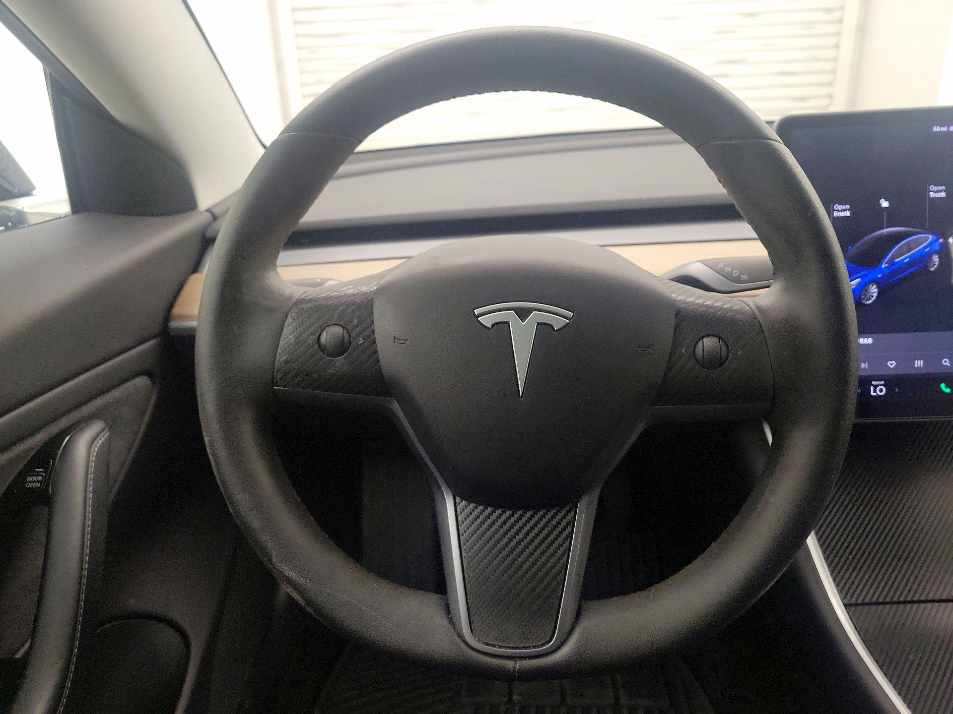 Thumbnail: 2019 Tesla Model 3 - 10