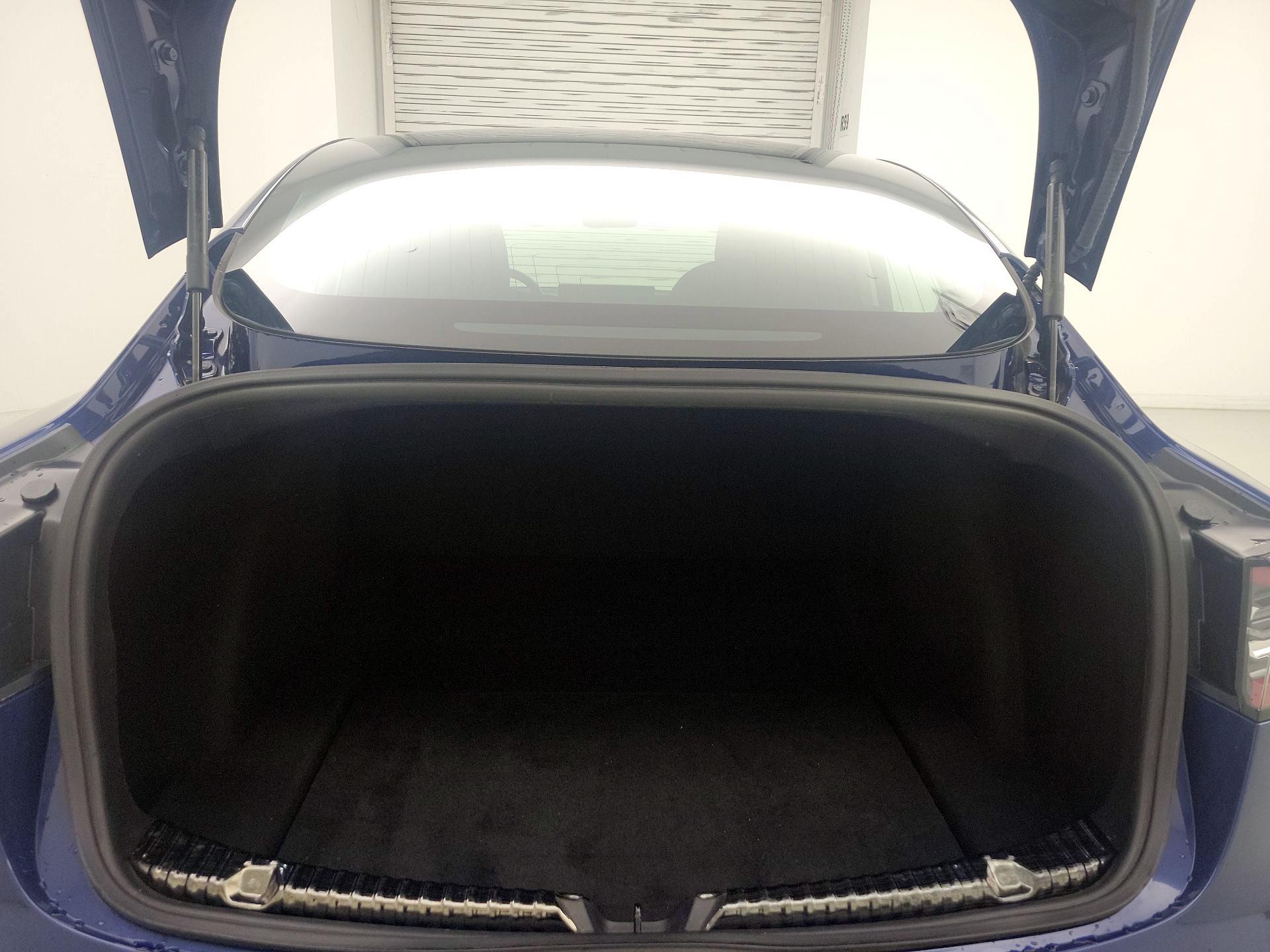 Thumbnail: 2019 Tesla Model 3 - 19