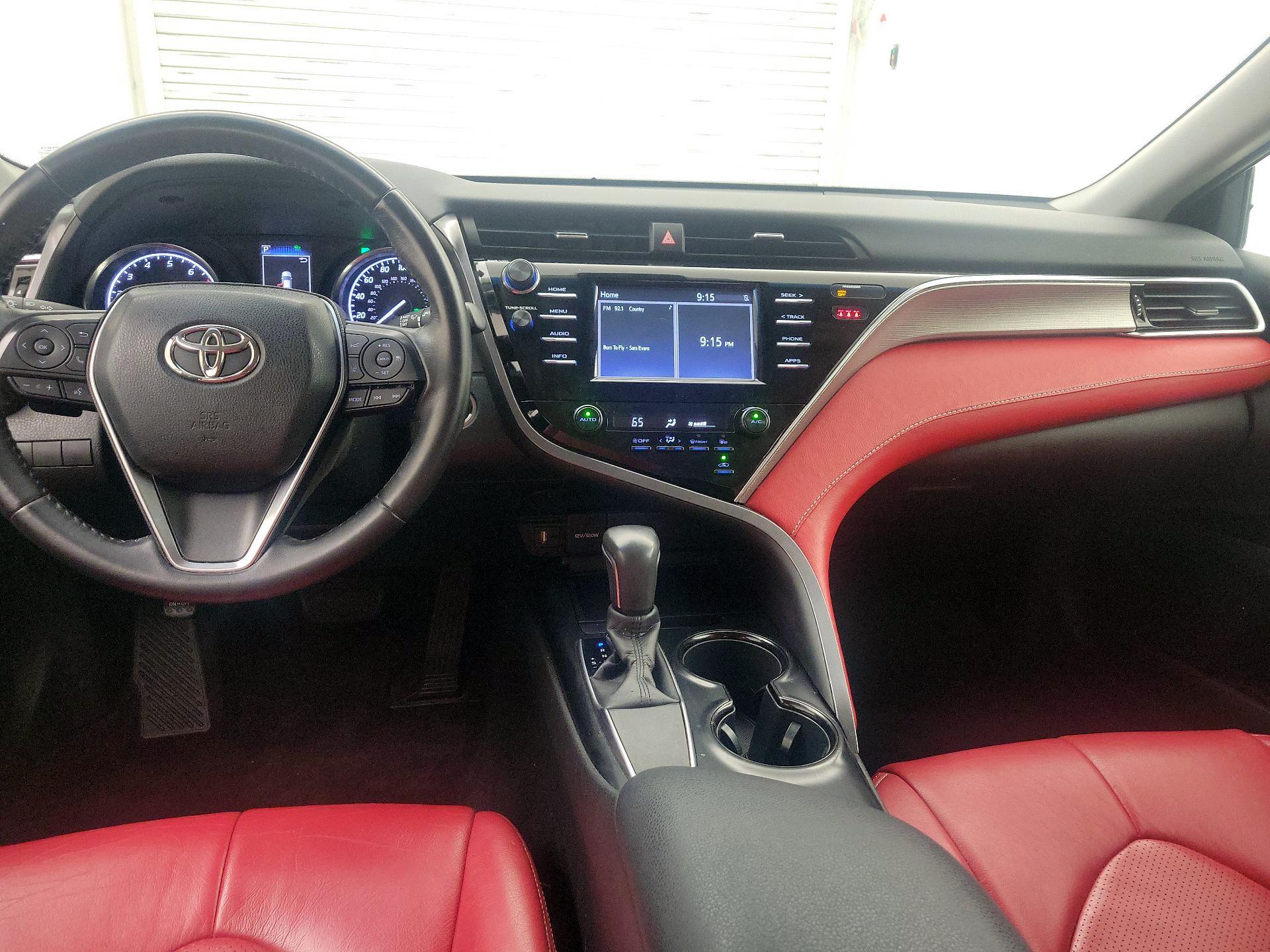 Thumbnail: 2018 Toyota Camry - 9