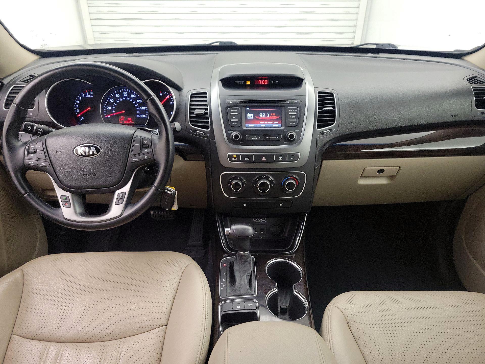 Thumbnail: 2015 Kia Sorento - 9