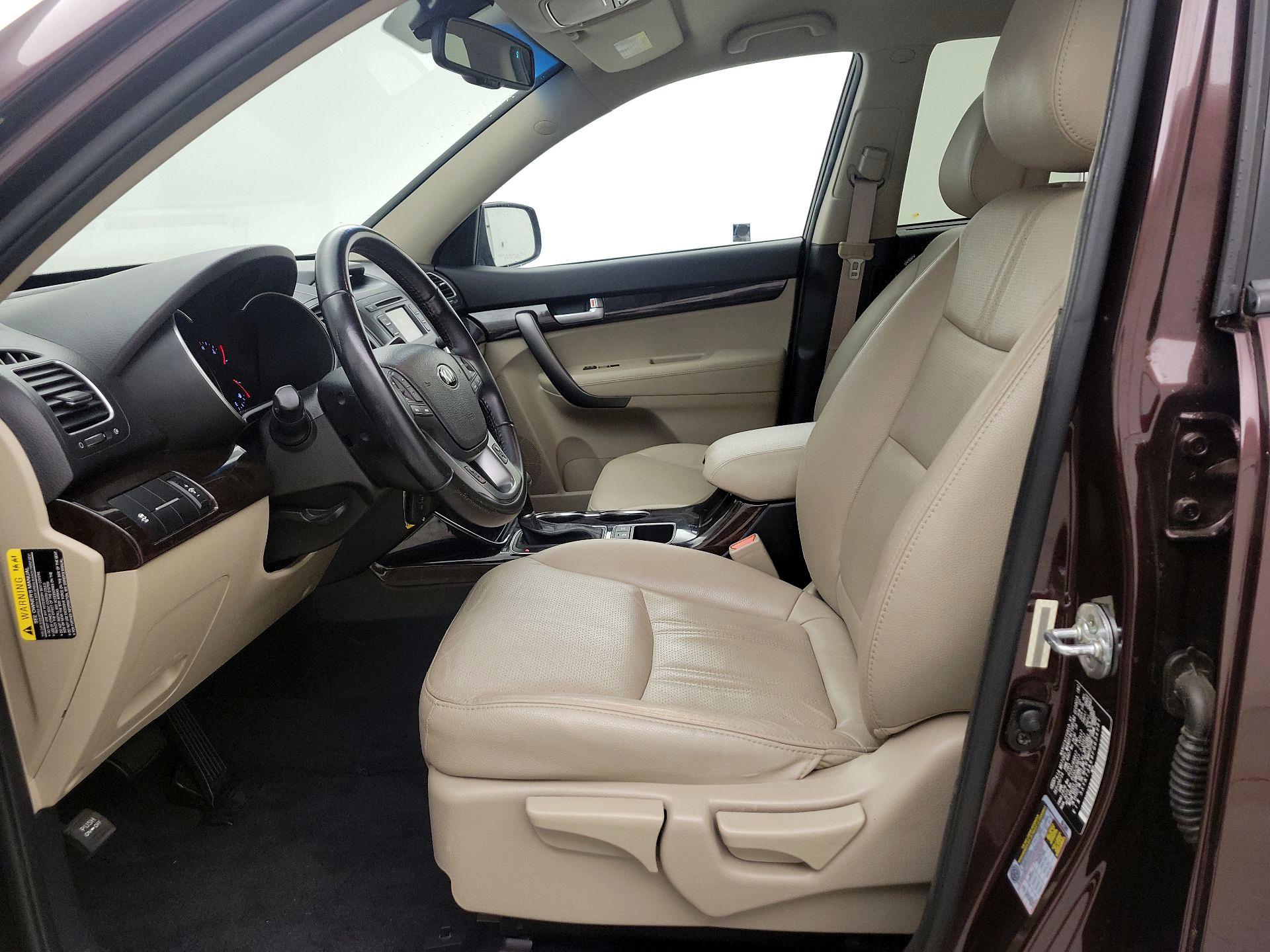 Thumbnail: 2015 Kia Sorento - 11