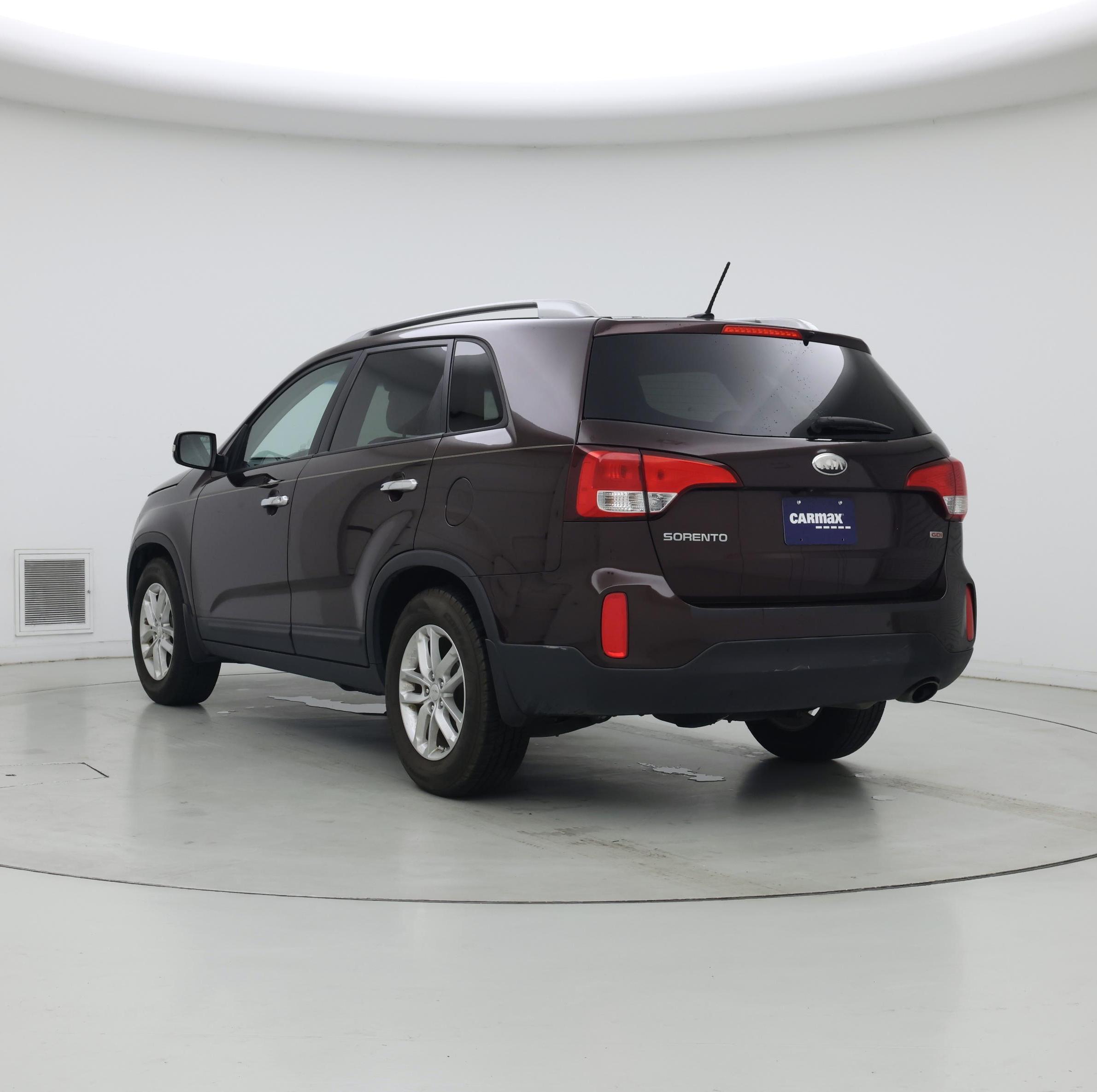 Thumbnail: 2015 Kia Sorento - 2