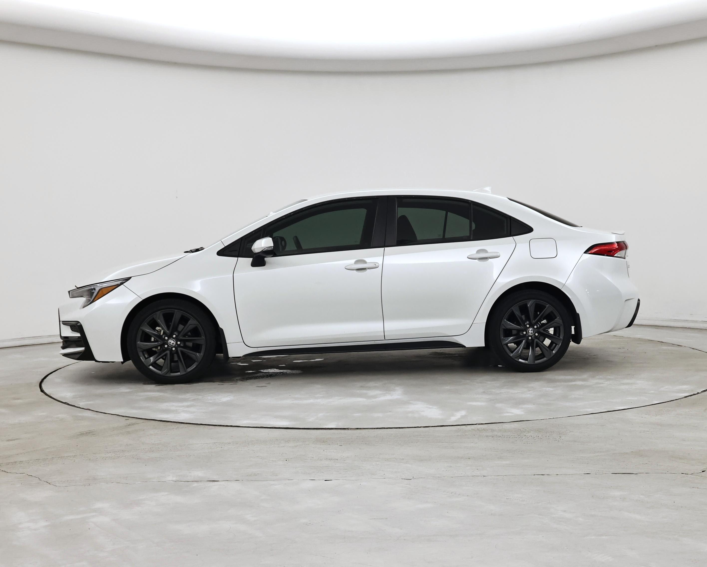 Thumbnail: 2024 Toyota Corolla - 3