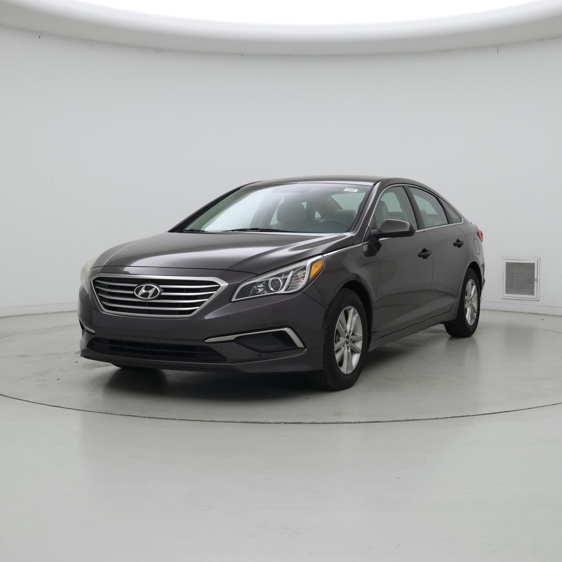 Thumbnail: 2016 Hyundai Sonata - 4