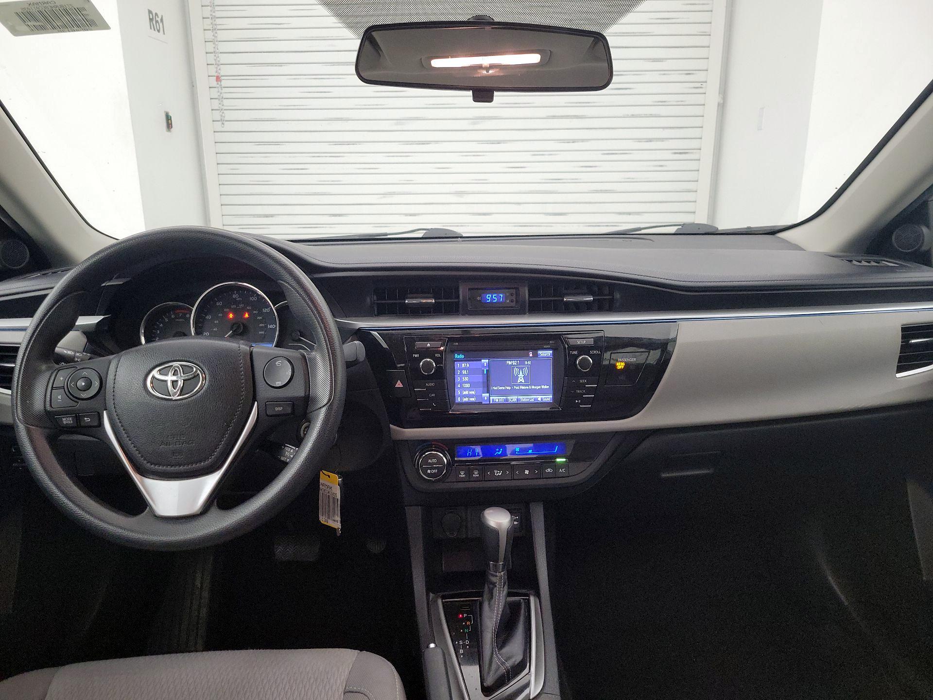 Thumbnail: 2014 Toyota Corolla - 9